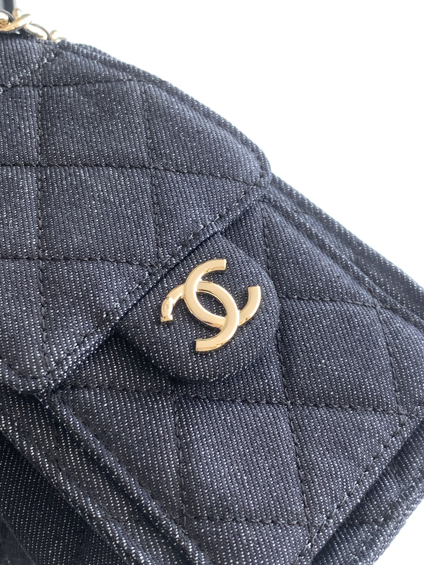 Chanel Style Leather Hobo Bag style reference detail image 6 from source 770391