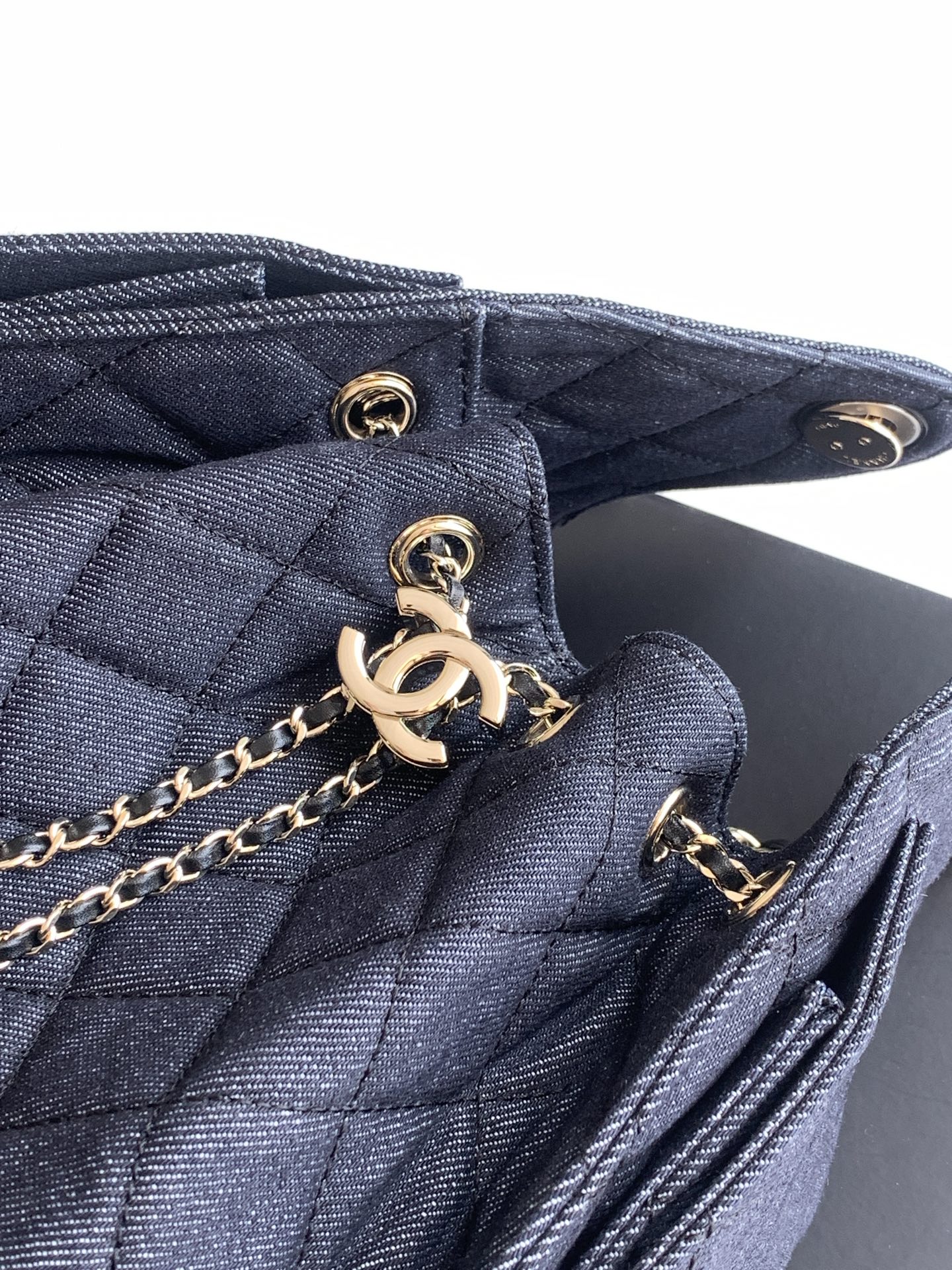 Chanel Style Leather Hobo Bag style reference detail image 5 from source 770392