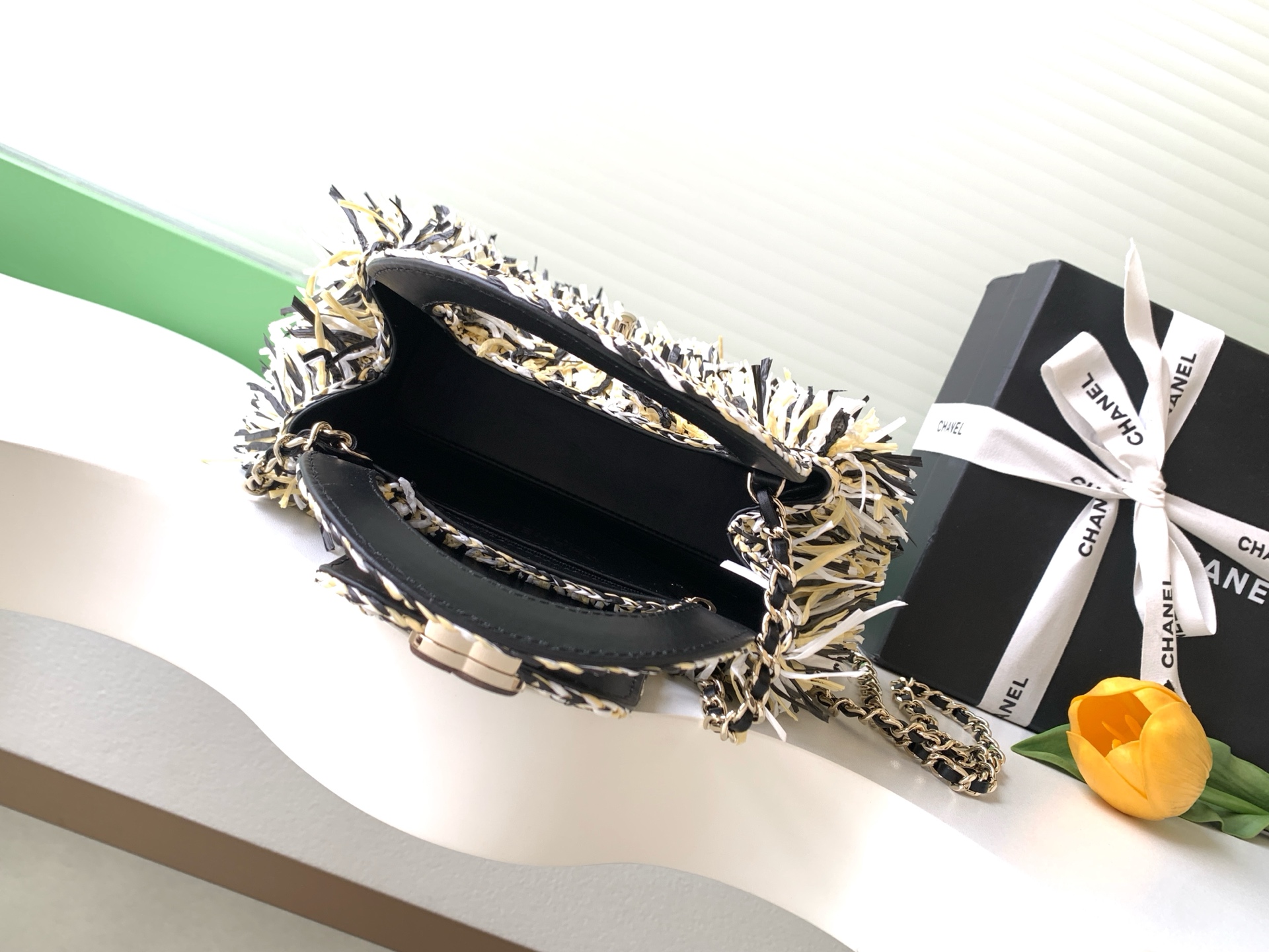 Chanel Style Chain Bag style reference detail image 8 from source 785995
