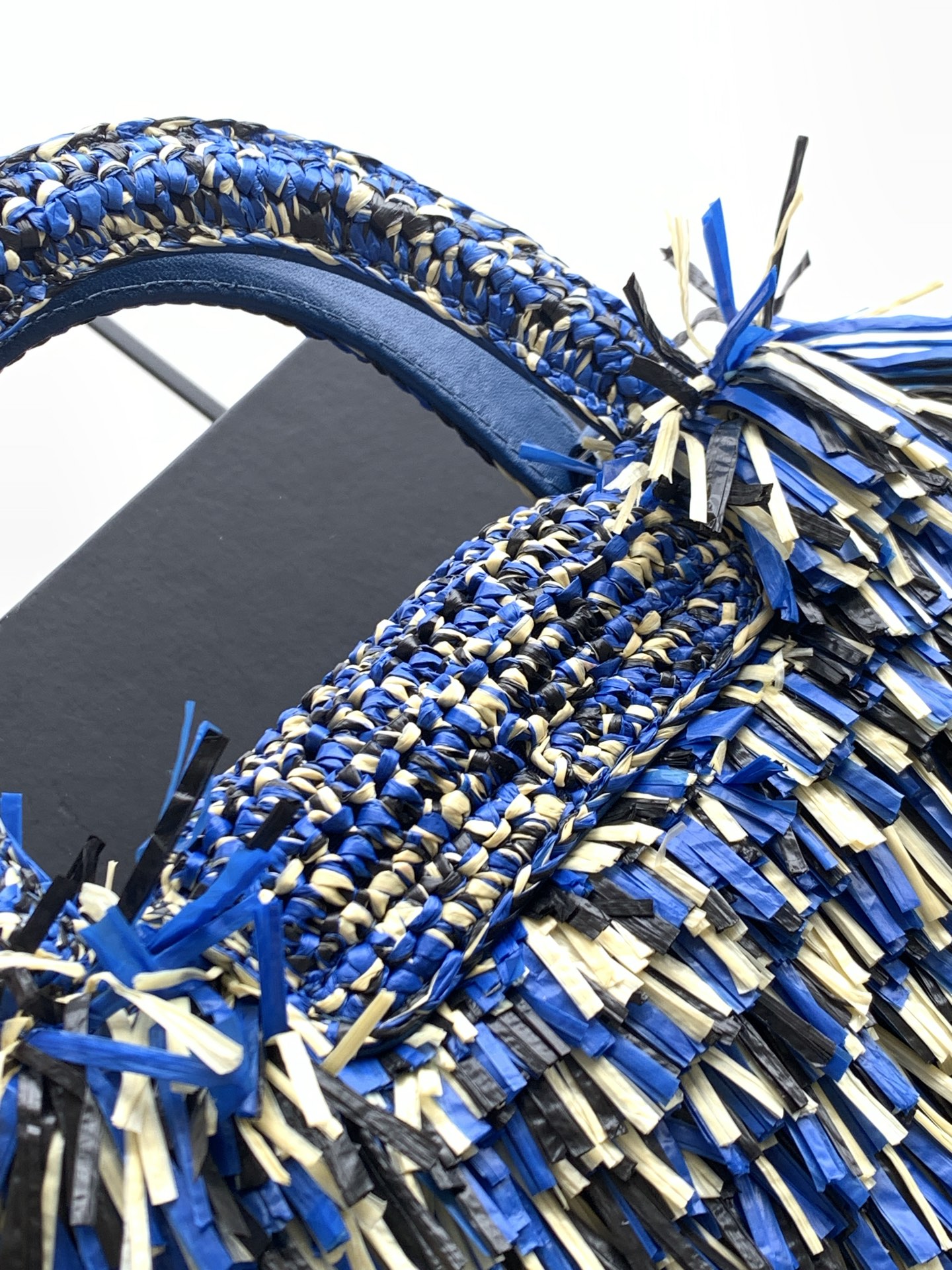 Chanel Style Chain Bag style reference detail image 6 from source 785993