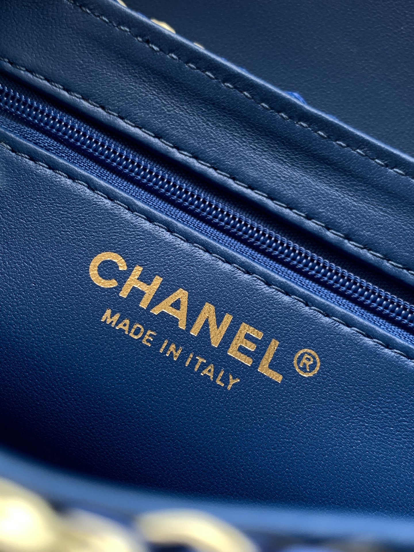 Chanel Style Chain Bag style reference detail image 9 from source 785993