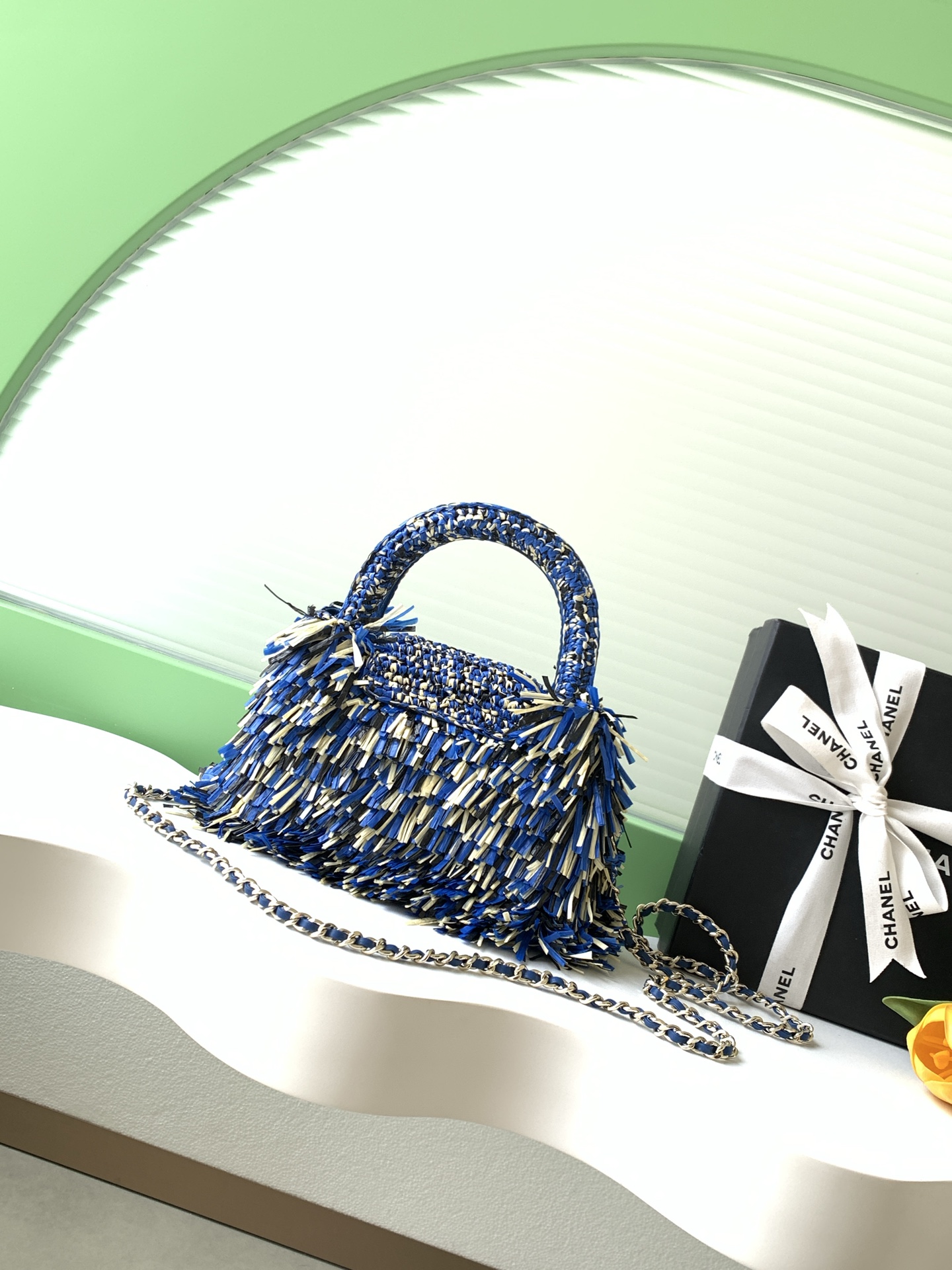 Chanel Style Chain Bag style reference detail image 3 from source 785993