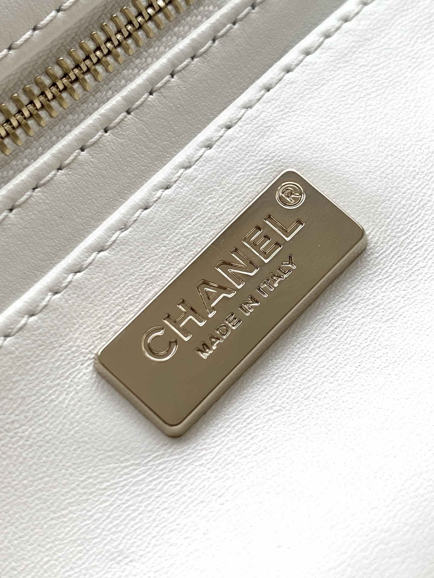 Chanel Style Pink Leather Bag style reference detail image 9 from source 785999
