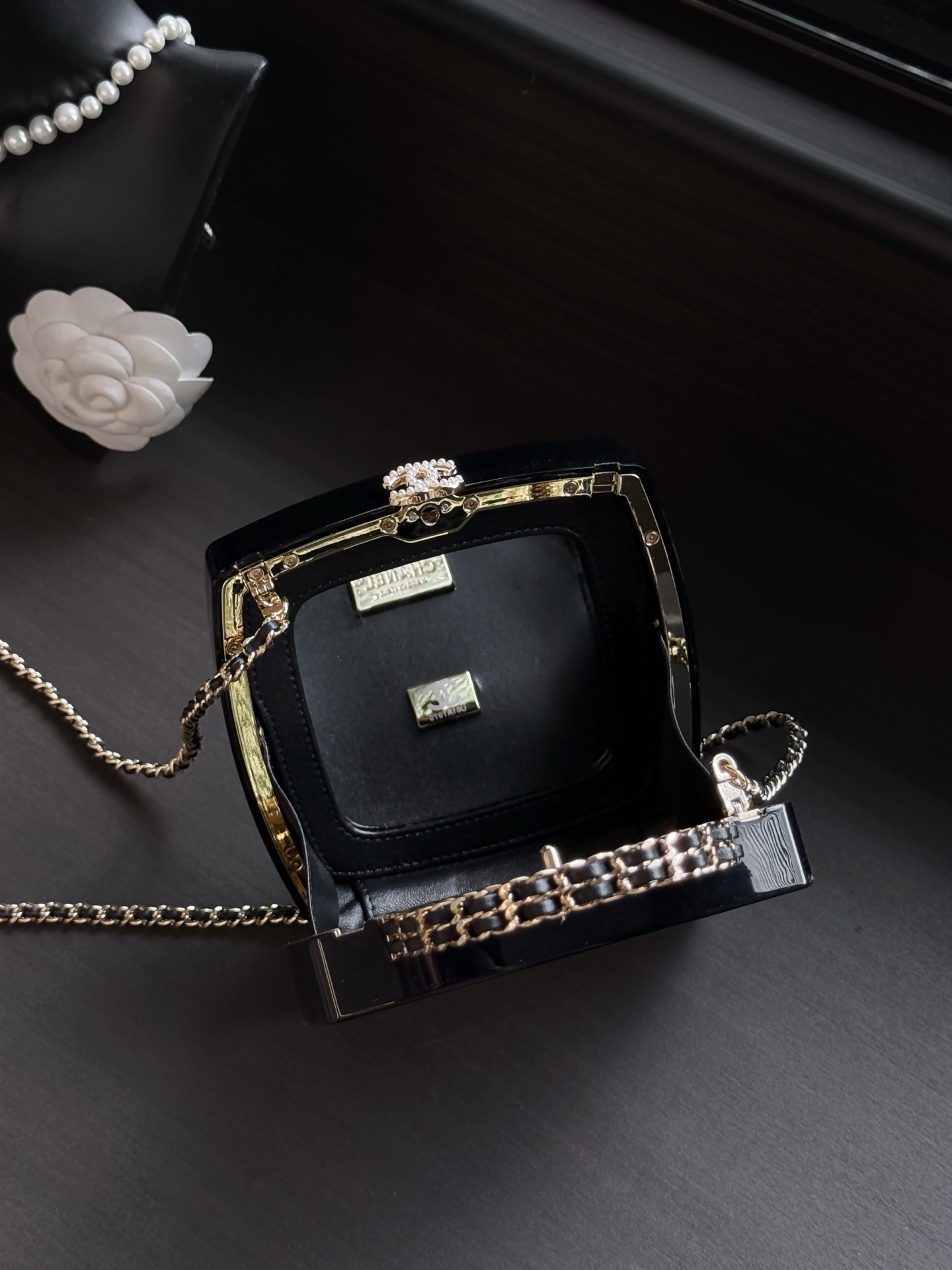  CHANEL Minaudière Make-up-Palette