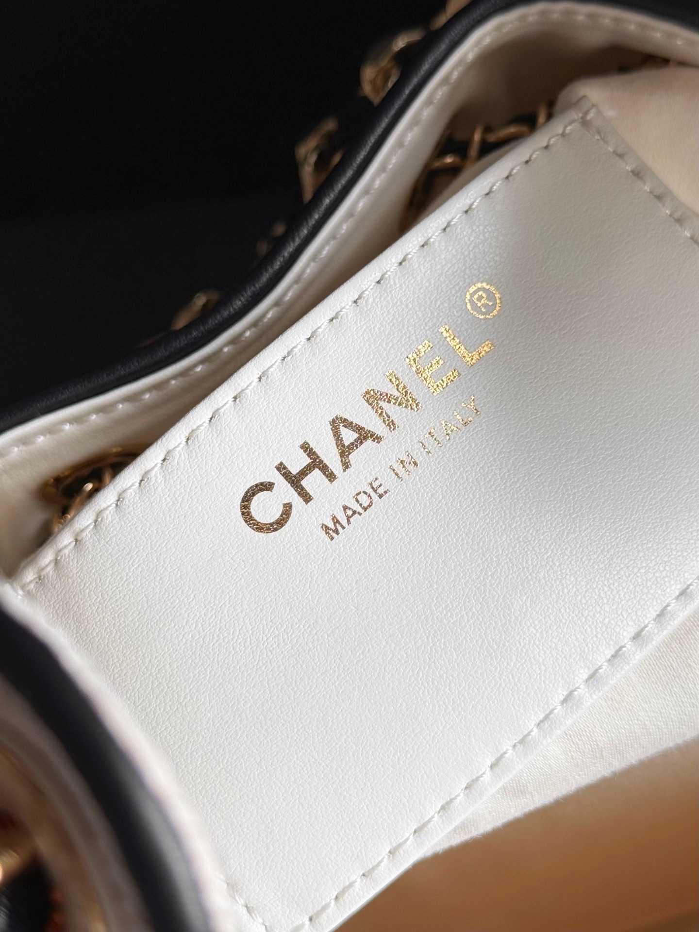 CHANEL 25 Small Handbag