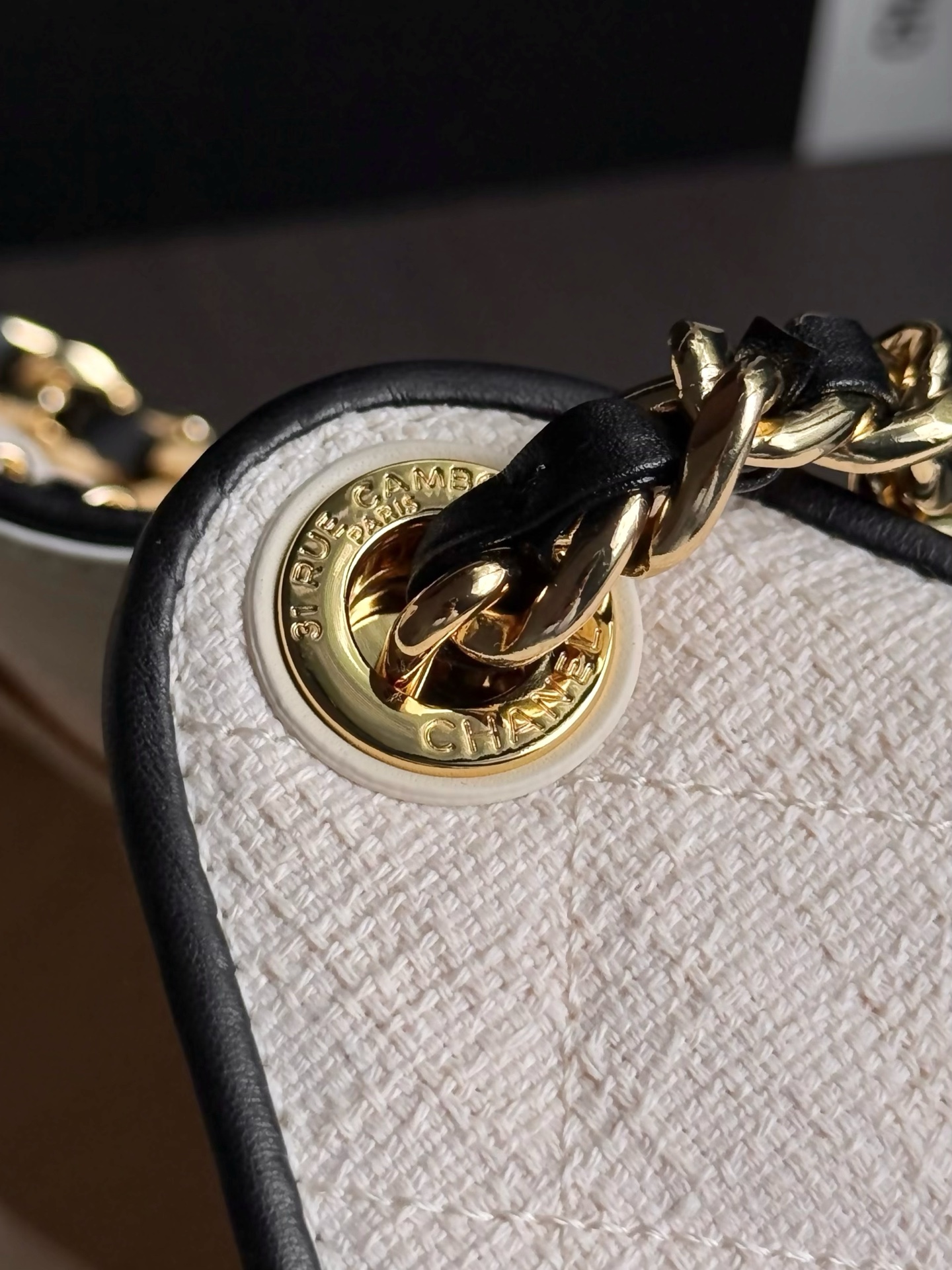 CHANEL 25 Small Handbag