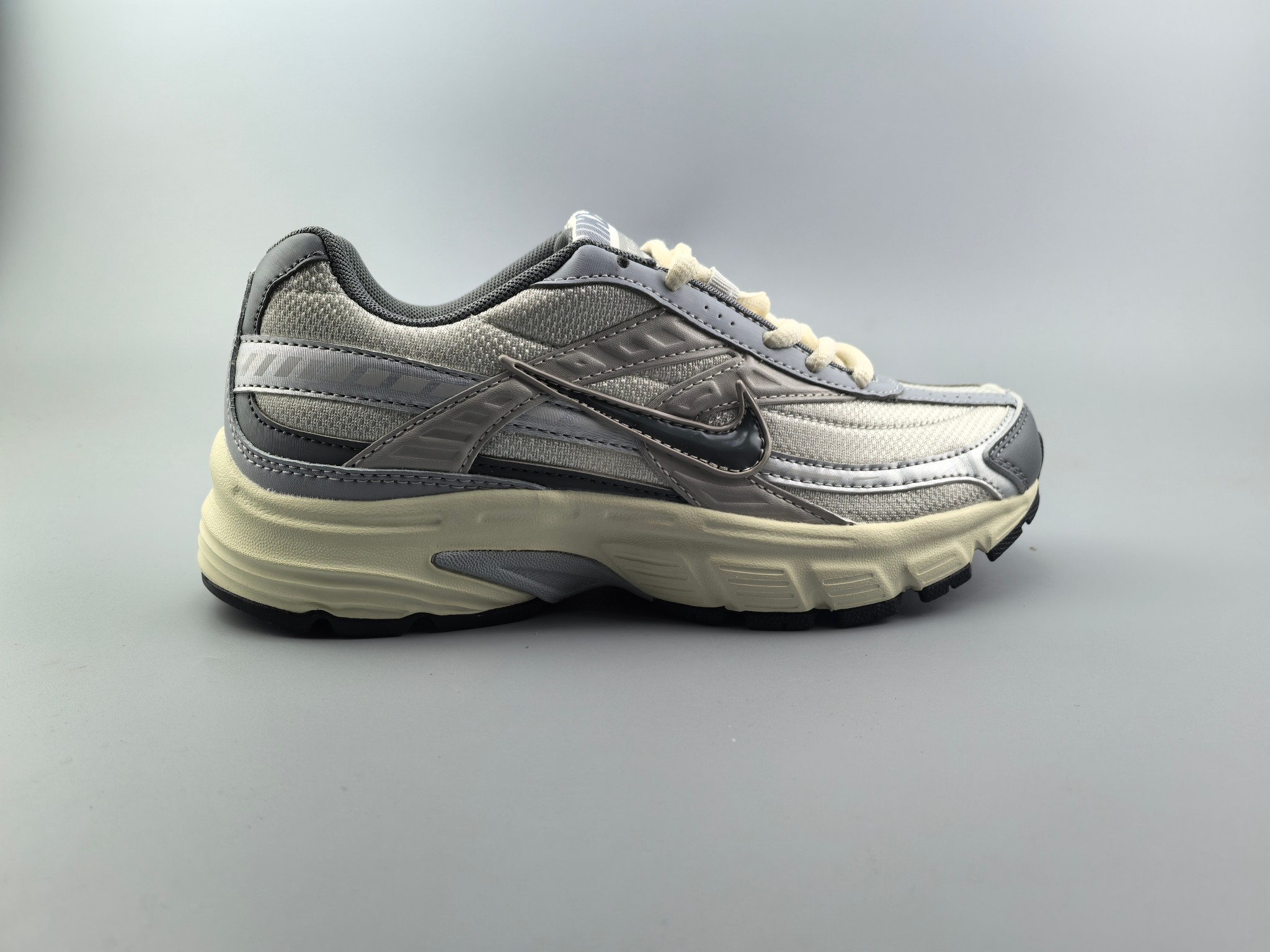 NiKe/耐克lnitiator男女子四季复古老爹鞋36 36.5  37 38 39 40 40.5 4142  42.5  43  44  45