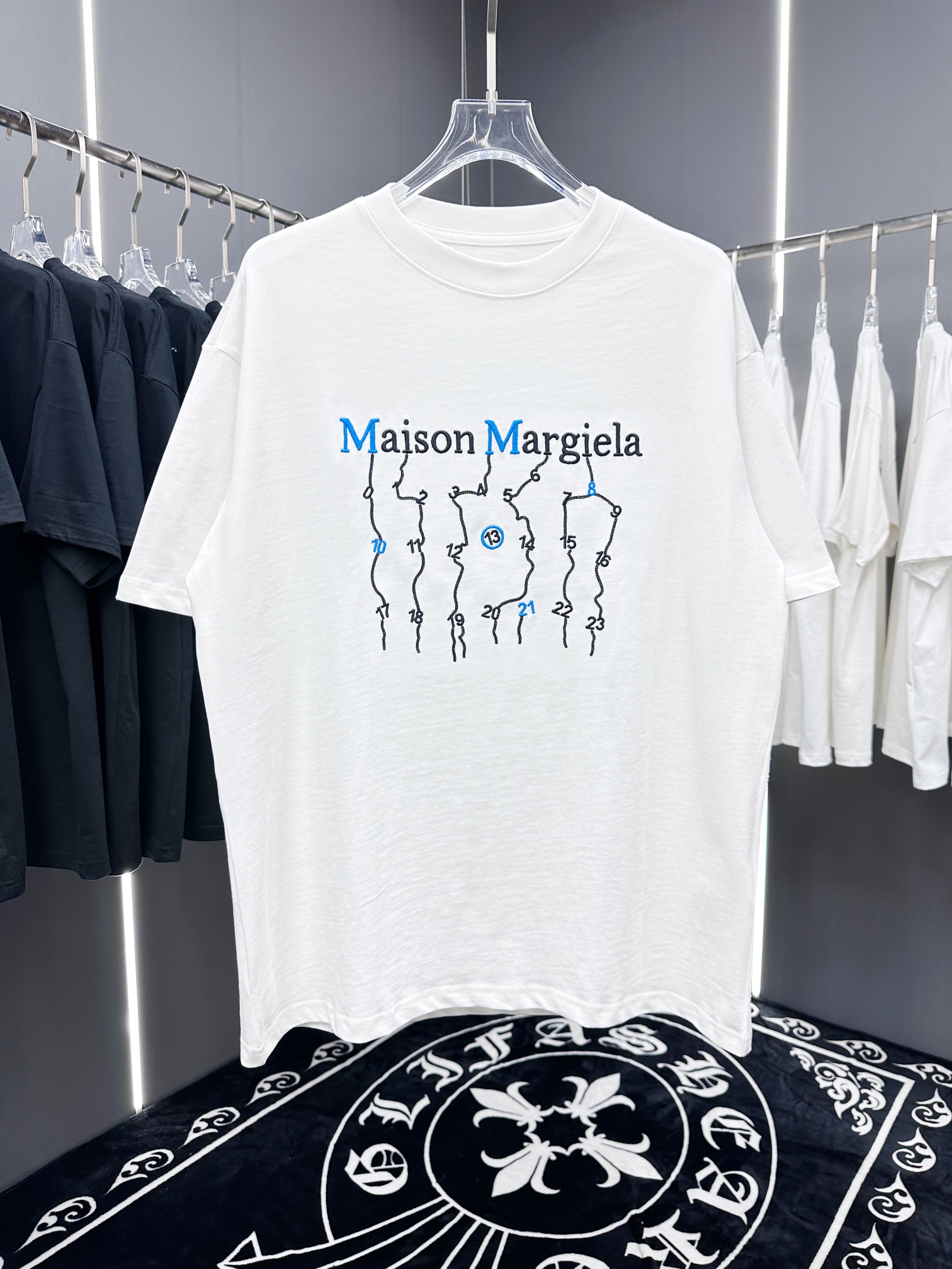 Maison Margiela Clothing T-Shirt Black White Embroidery Unisex Cotton Spring/Summer Collection Short Sleeve