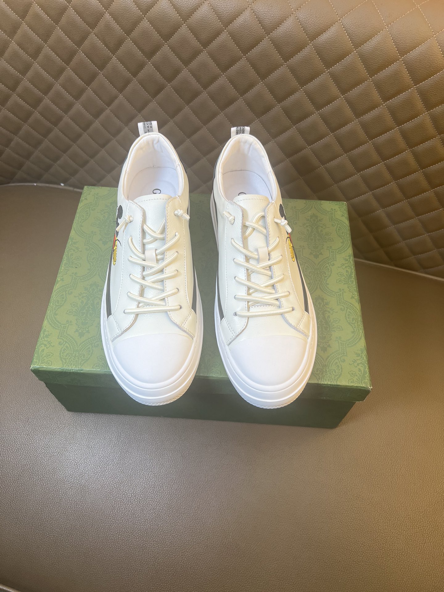 Gucci Superiore
 Scarpe Sneaker Verde Rosso Bianco Uomini Pelle bovina di pecora Collezione estiva Casual