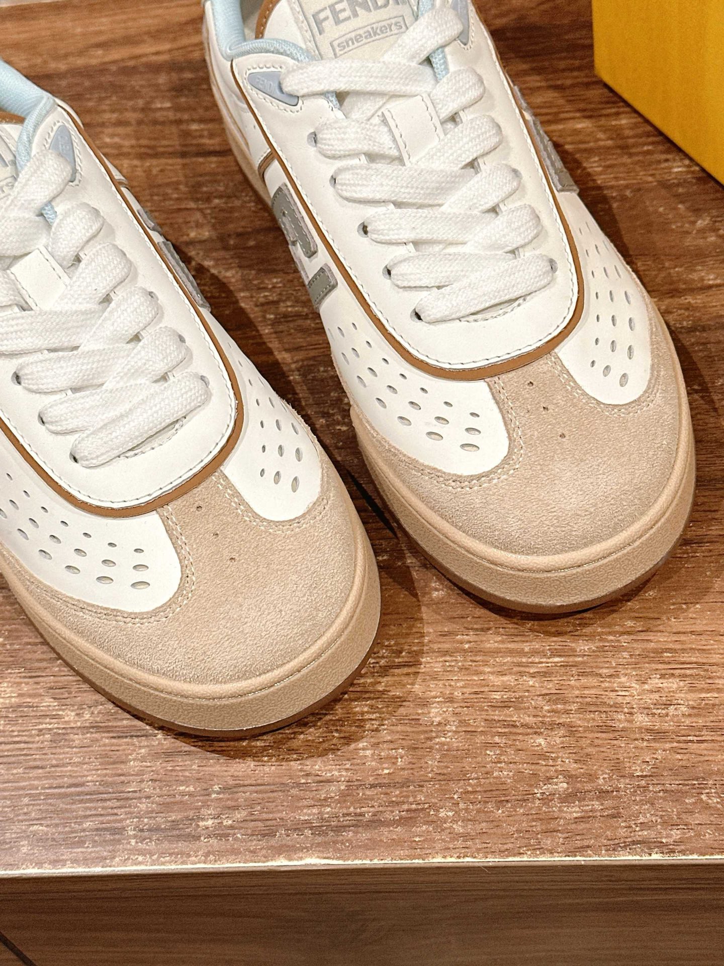 Fendi Style Leather Men's Shoes style reference detail image 6 from source 781839