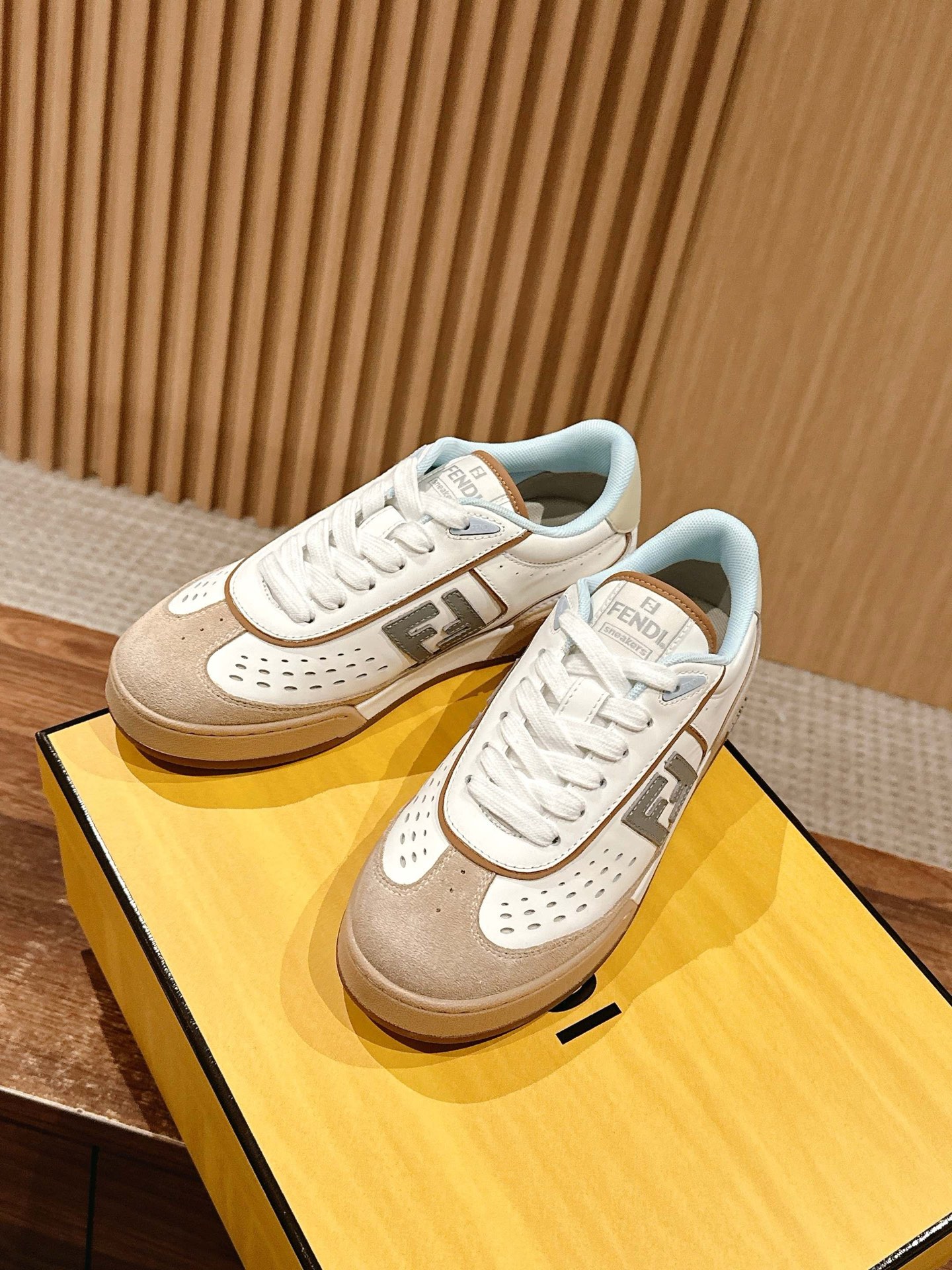 Fendi Style Leather Men's Shoes style reference detail image 4 from source 781839