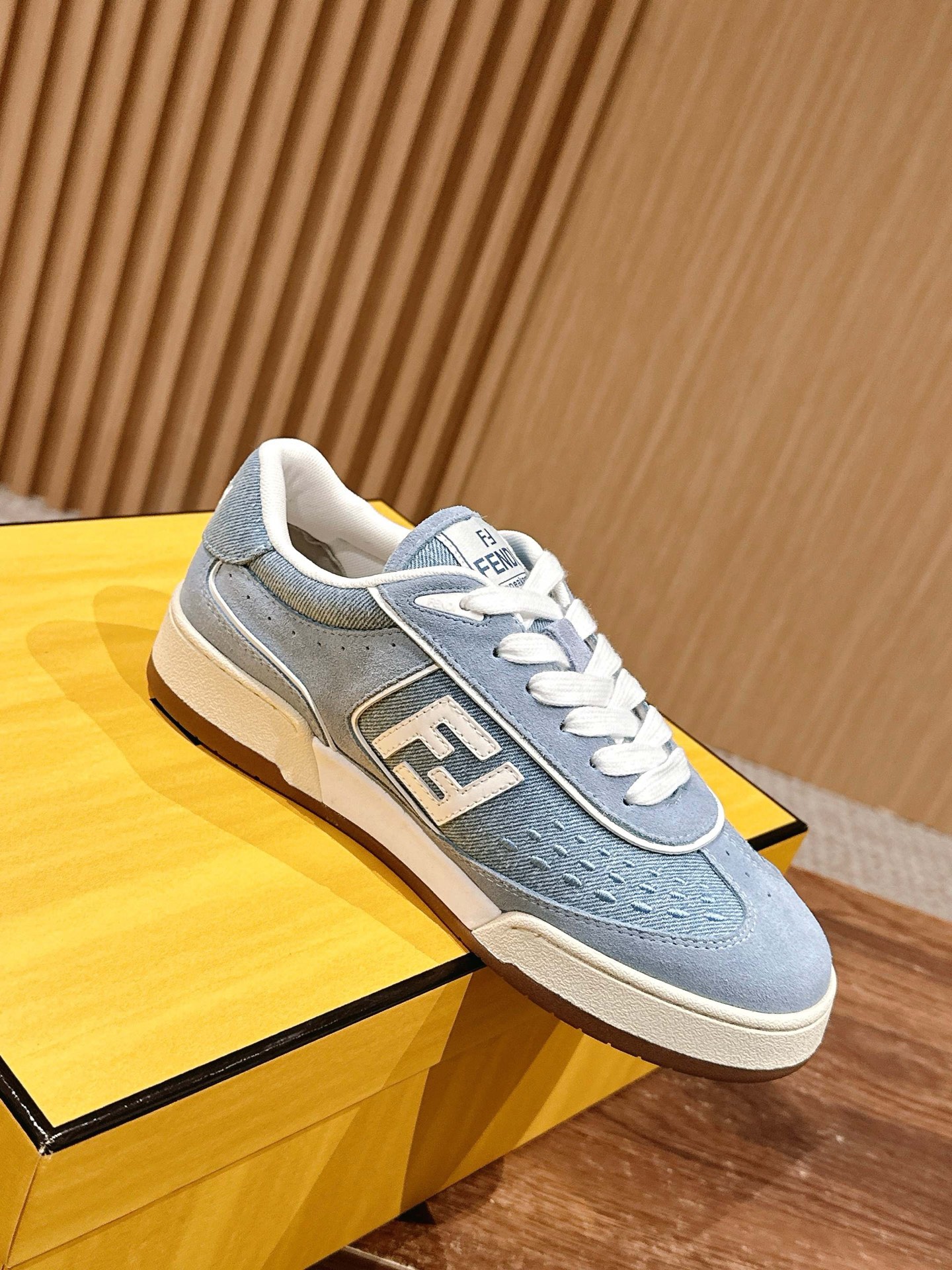 Fendi Style Leather Men's Shoes style reference detail image 3 from source 781838