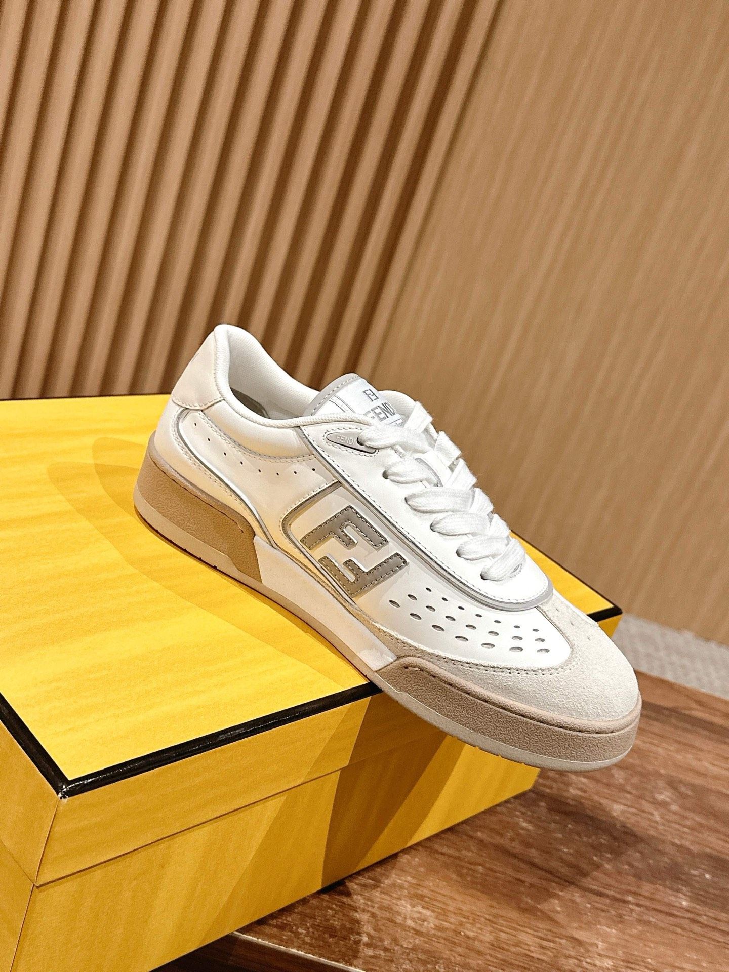 Fendi Style Leather Men's Shoes style reference detail image 3 from source 781837