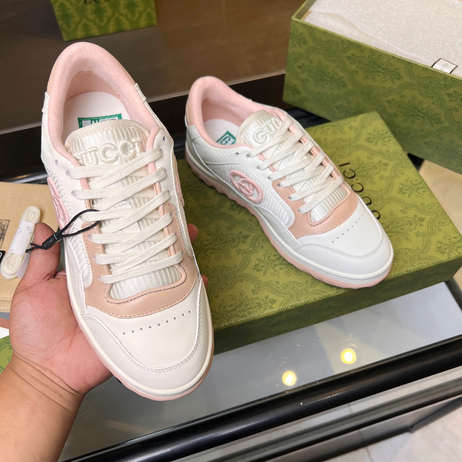 Gucci Style Men's Shoes Lookbook Reference image 2