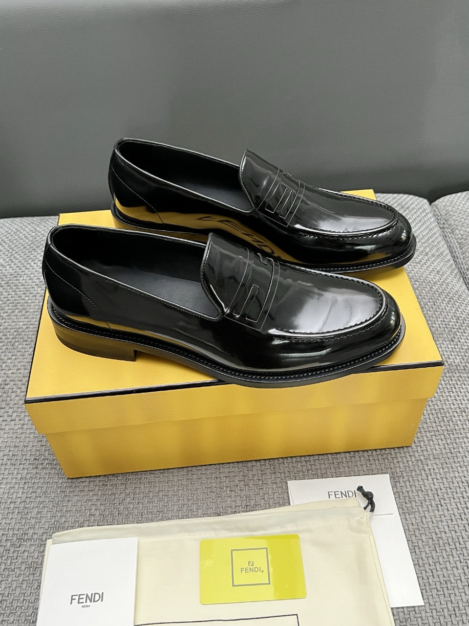 Fendi Style Leather Men's Shoes style reference detail image 4 from source 781841