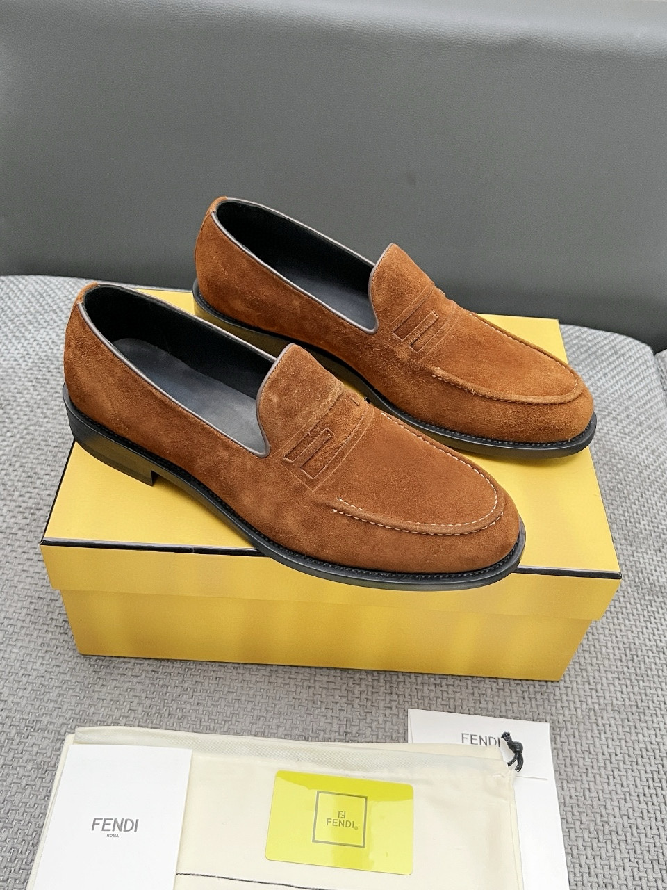 Fendi Style Leather Men's Shoes style reference detail image 6 from source 781842