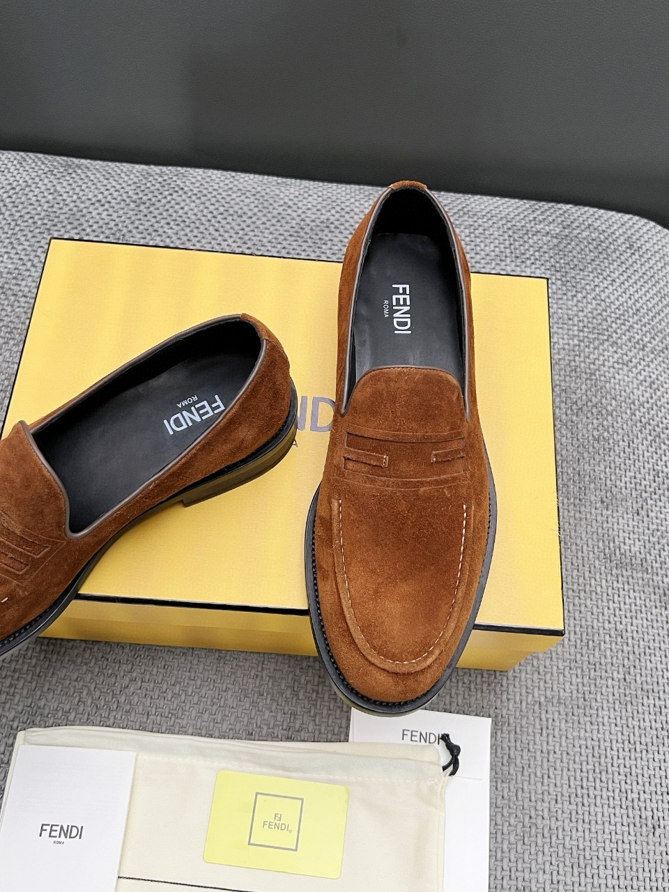 Fendi Style Leather Men's Shoes style reference detail image 4 from source 781842