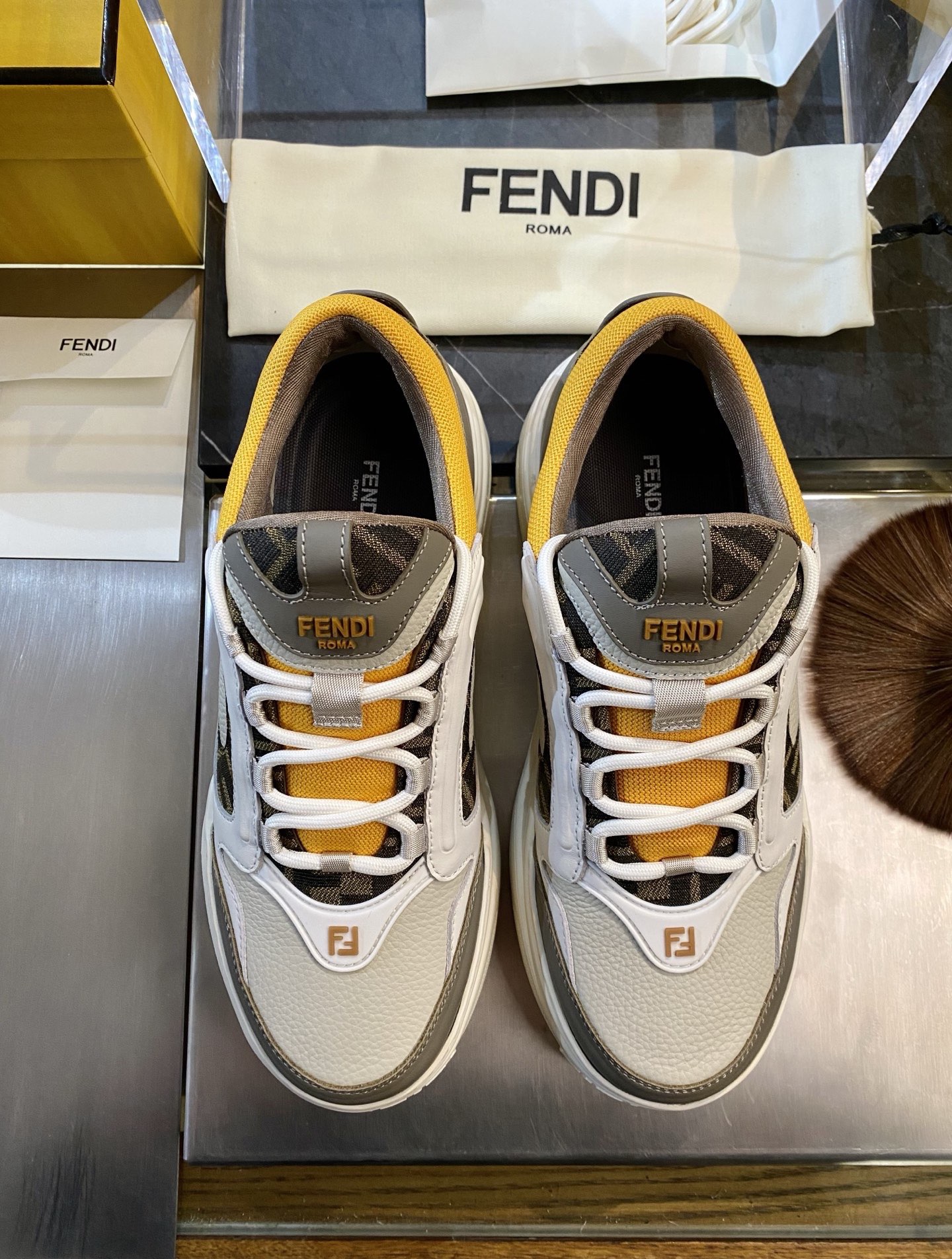 Fendi Style Leather Men's Shoes style reference detail image 5 from source 781844