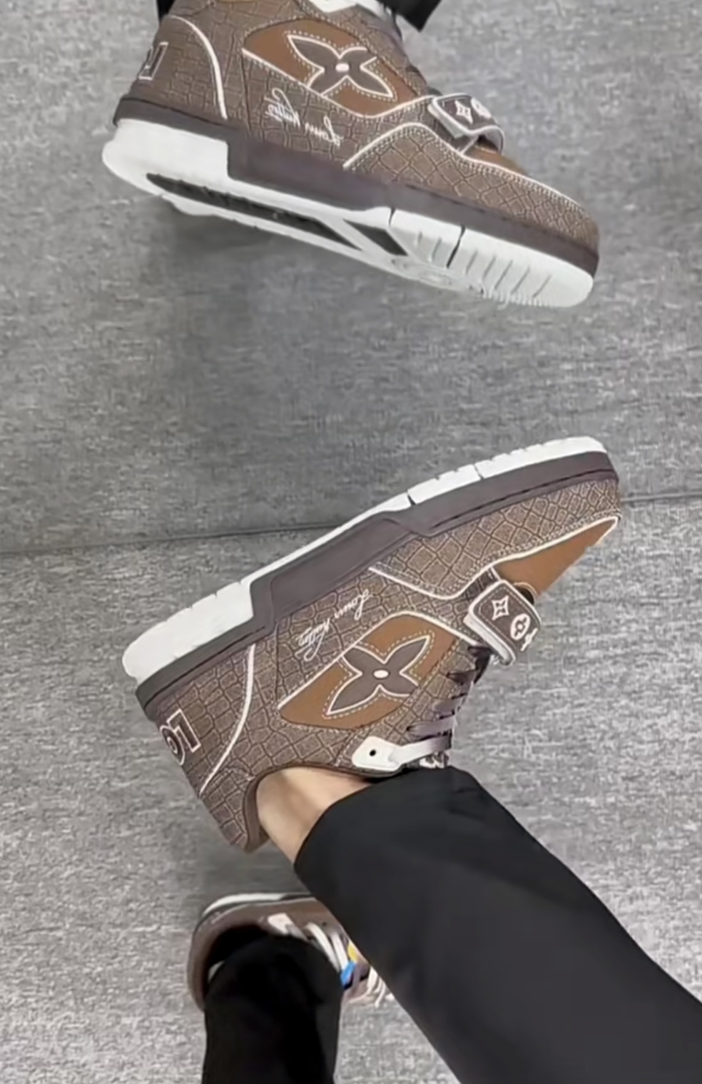 LV Style Black Leather Men's Shoes Lookbook Reference image 2