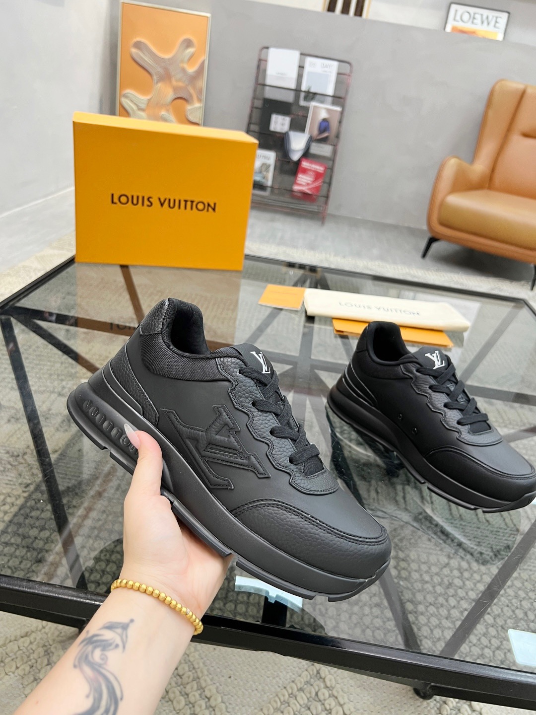 LV Style Leather Men's Shoes style reference detail image 5 from source 780772