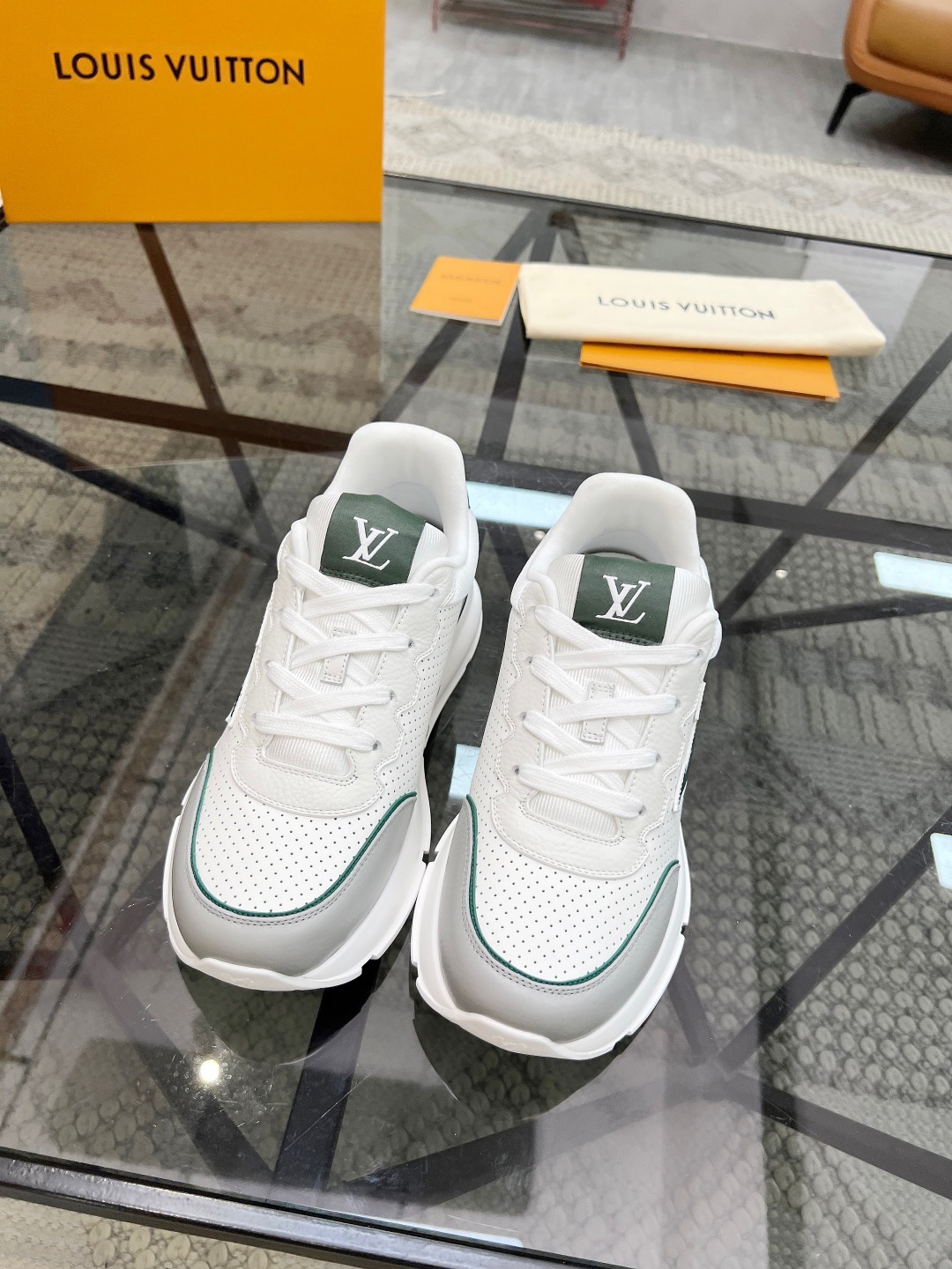 LV Style Leather Men's Shoes style reference detail image 3 from source 780771