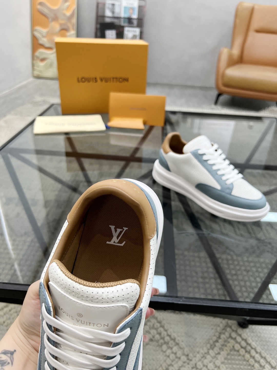 LV Style Leather Men's Shoes style reference detail image 6 from source 780776