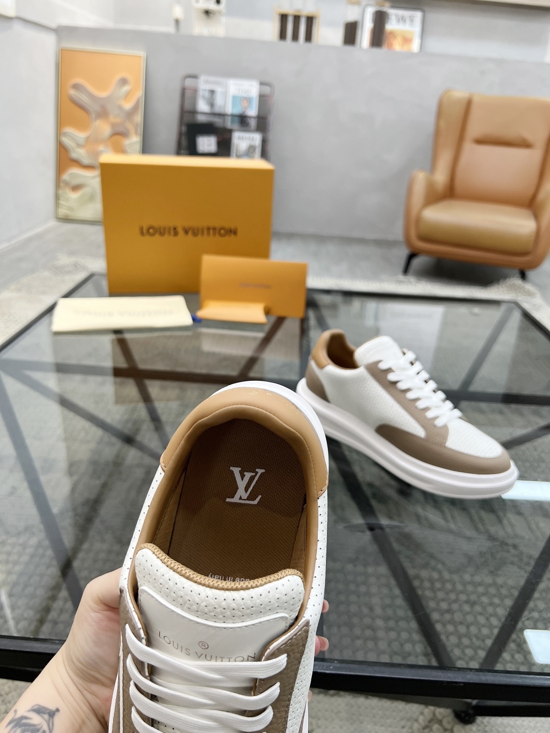 LV Style Leather Men's Shoes style reference detail image 7 from source 780781