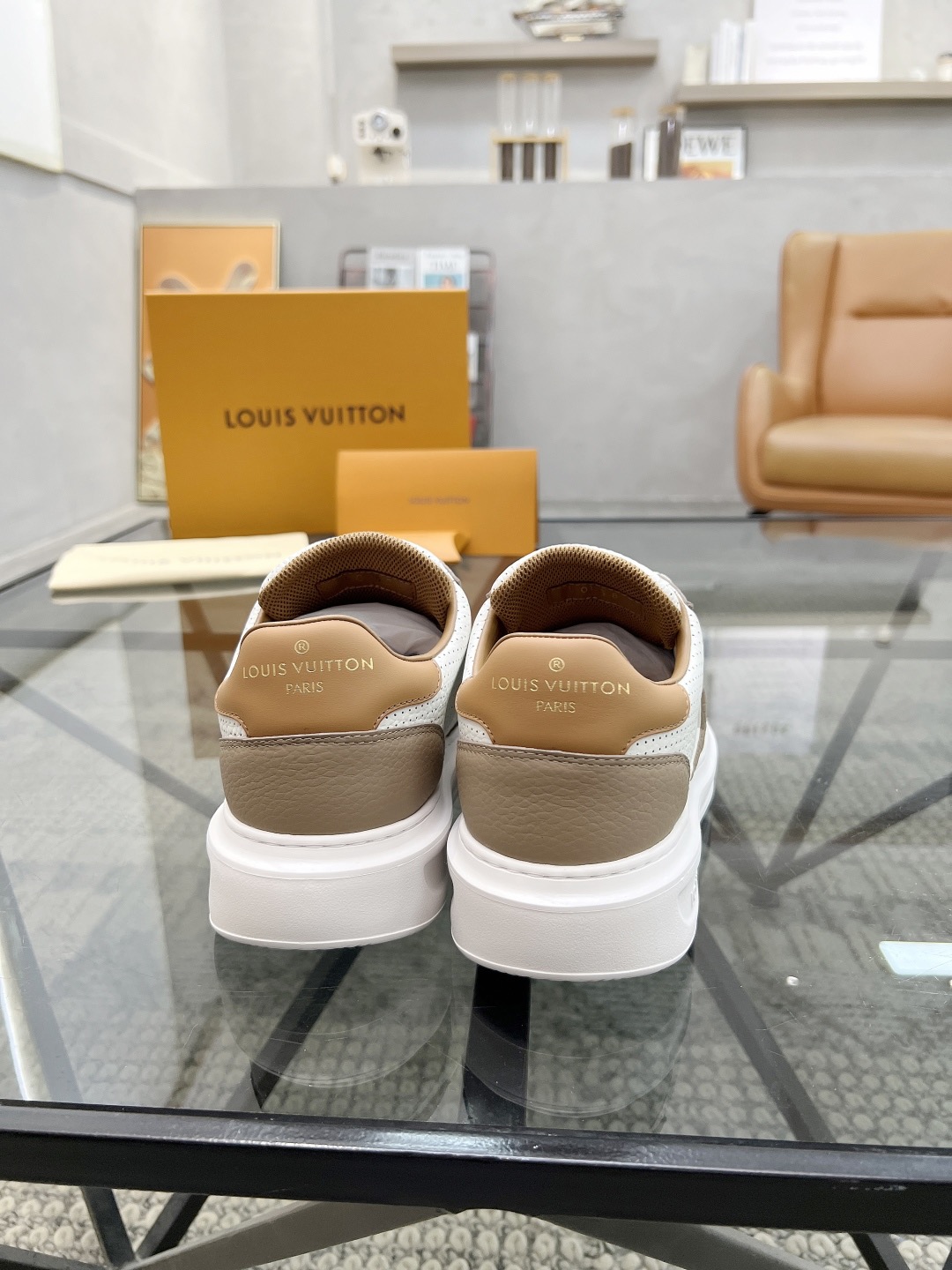 LV Style Leather Men's Shoes style reference detail image 8 from source 780781