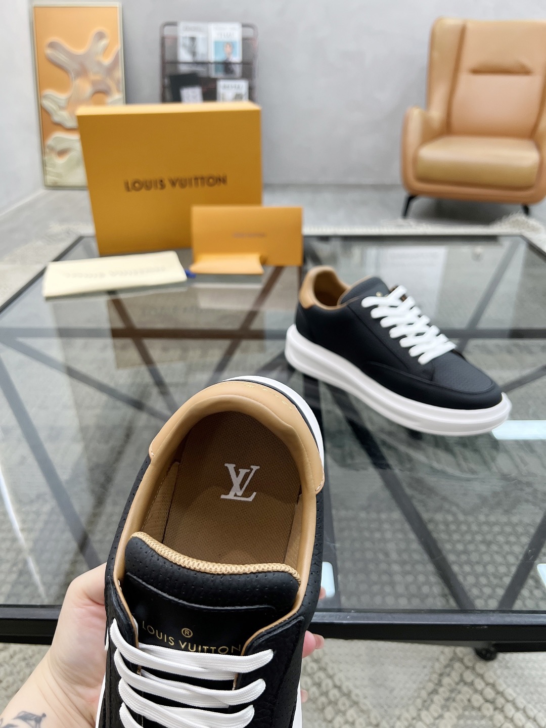 LV Style Leather Men's Shoes style reference detail image 6 from source 780779