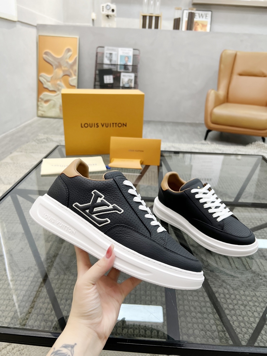 LV Style Leather Men's Shoes style reference detail image 5 from source 780779