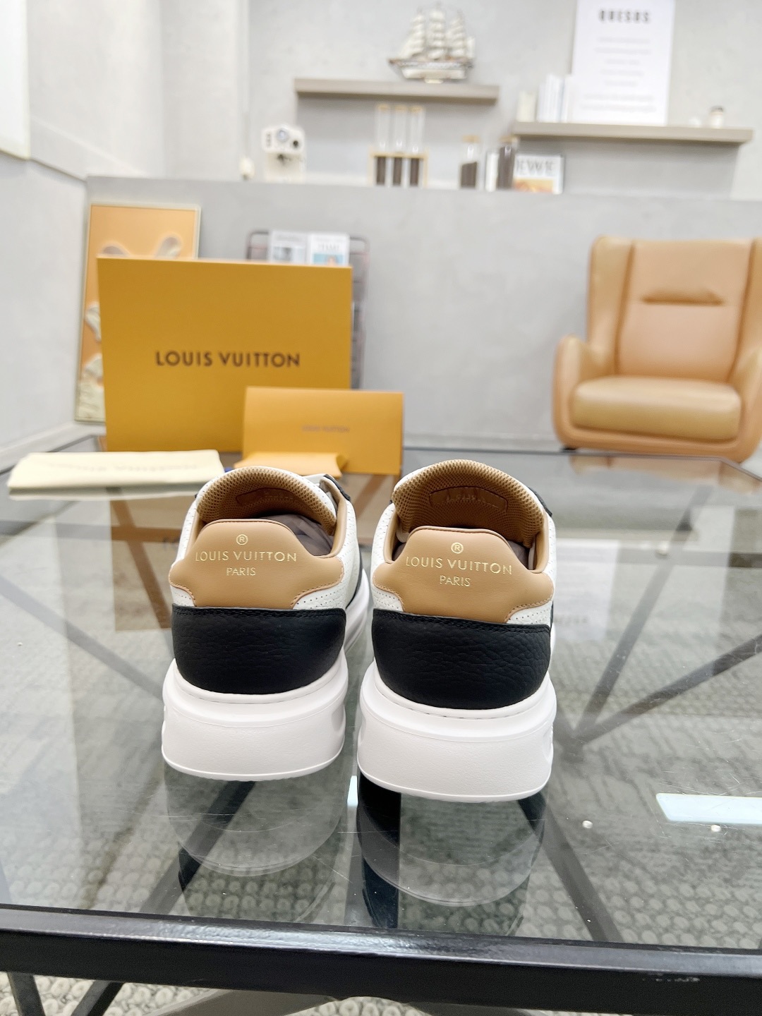 LV Style Leather Men's Shoes style reference detail image 8 from source 780777