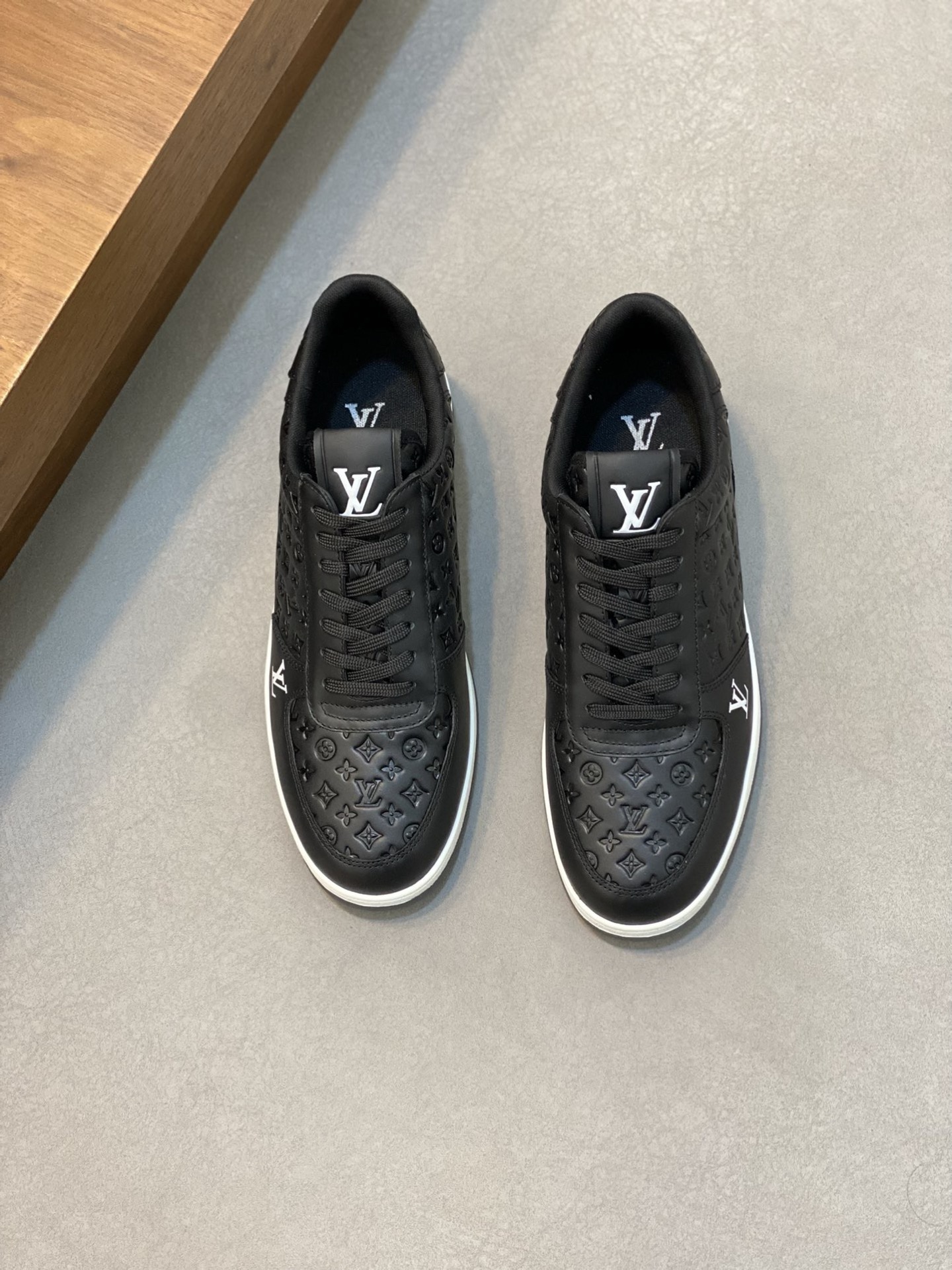LV Style Leather Men's Shoes Lookbook Reference image 1
