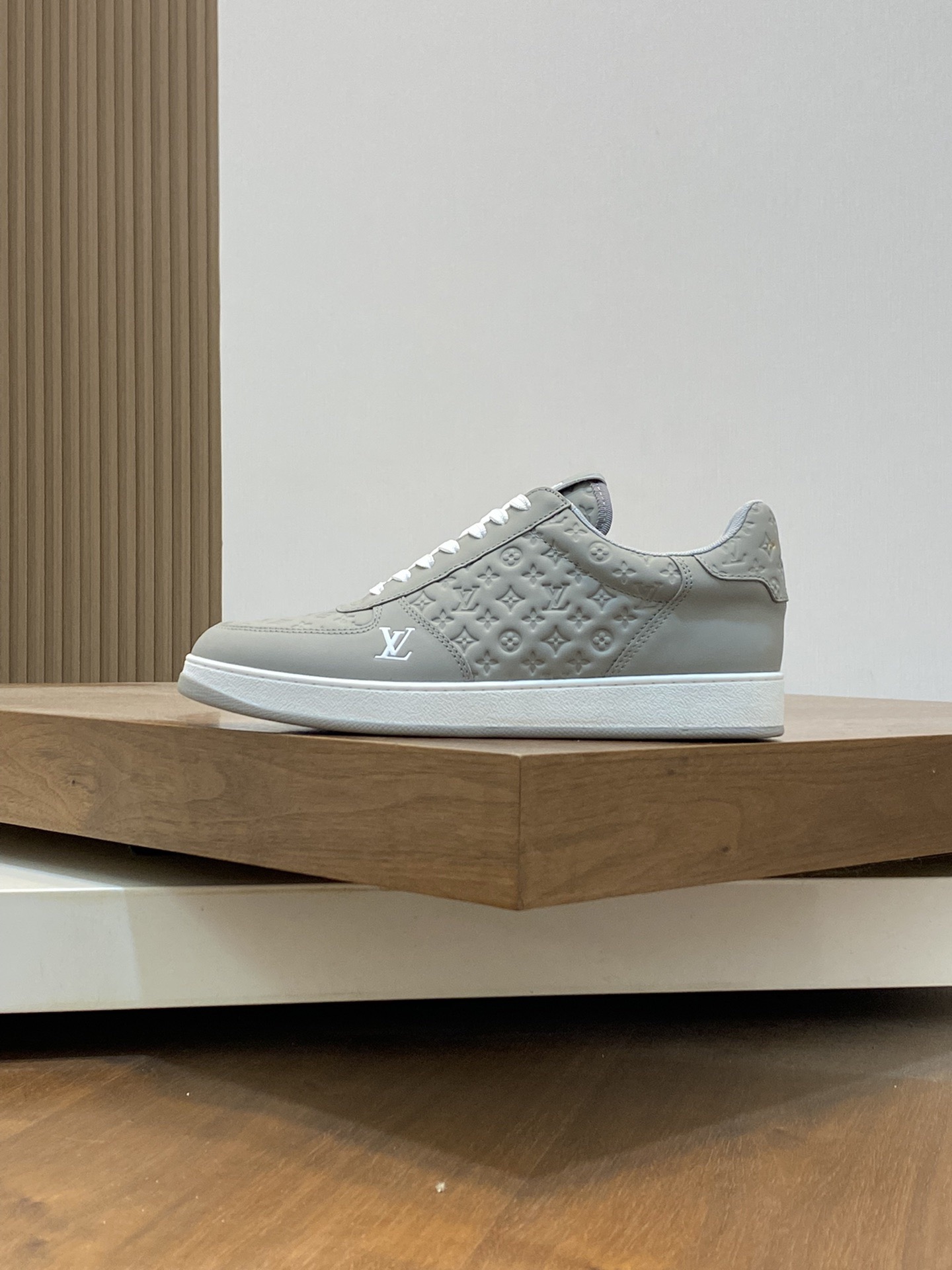 LV Style Leather Men's Shoes Lookbook Reference image 2