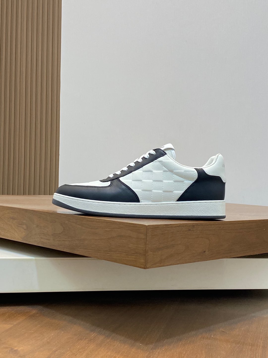 LV Style Leather Men's Shoes Lookbook Reference image 2