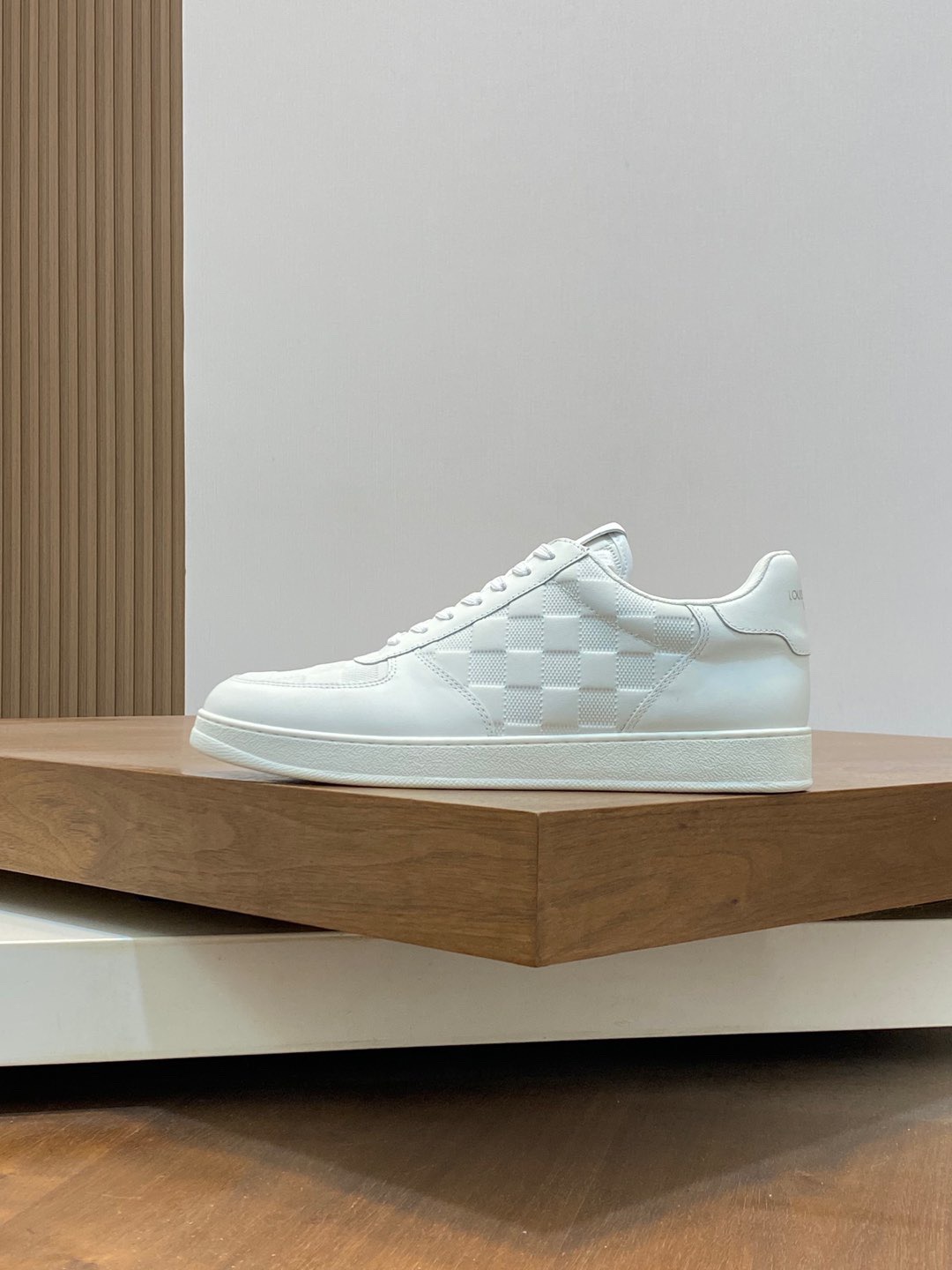 LV Style Leather Men's Shoes Lookbook Reference image 2