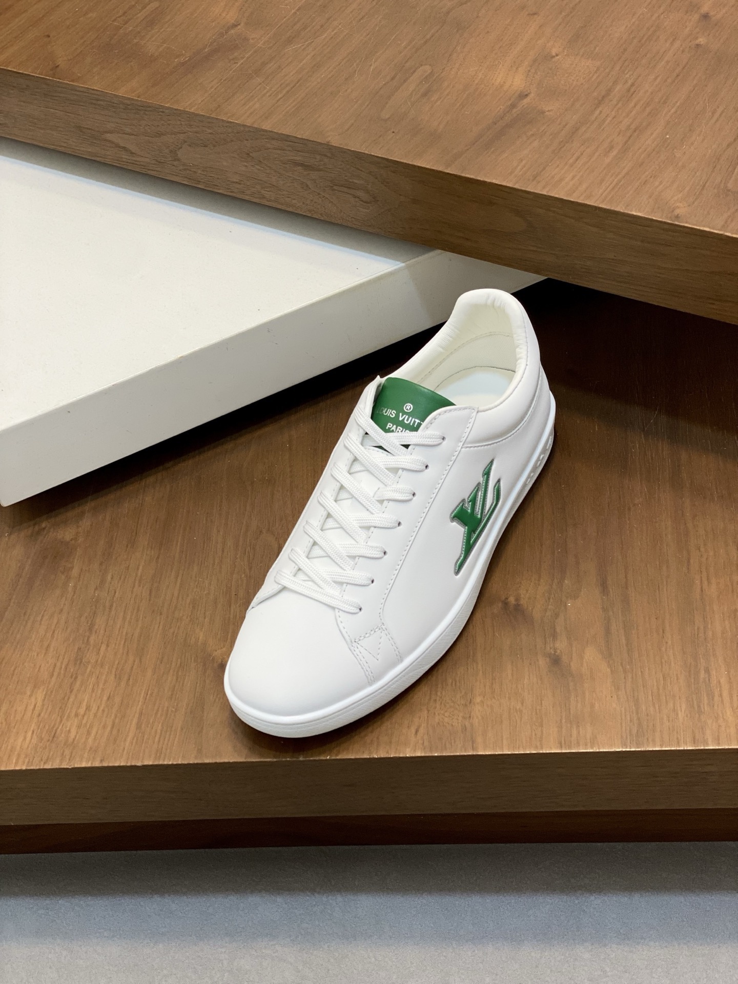 LV Style Leather Men's Shoes style reference detail image 5 from source 780791