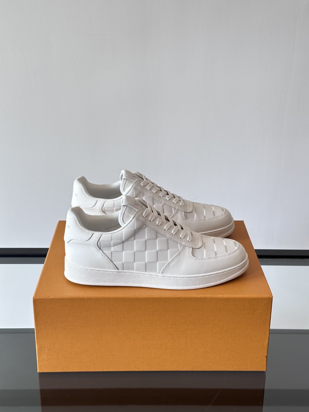 LV Style Leather Men's Shoes Lookbook Reference image 1