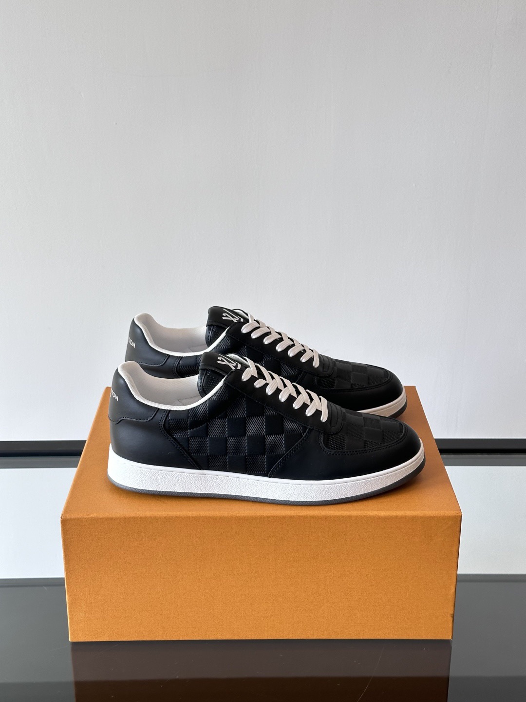 LV Style Leather Men's Shoes Lookbook Reference image 1