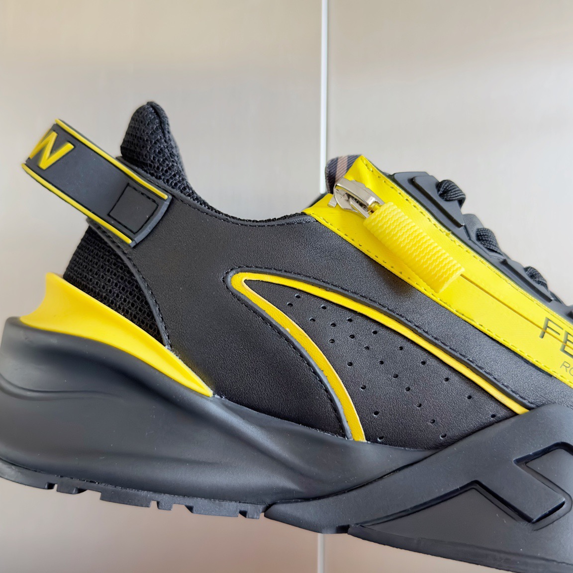 Fendi Style Black Leather Men's Shoes style reference detail image 8 from source 781768