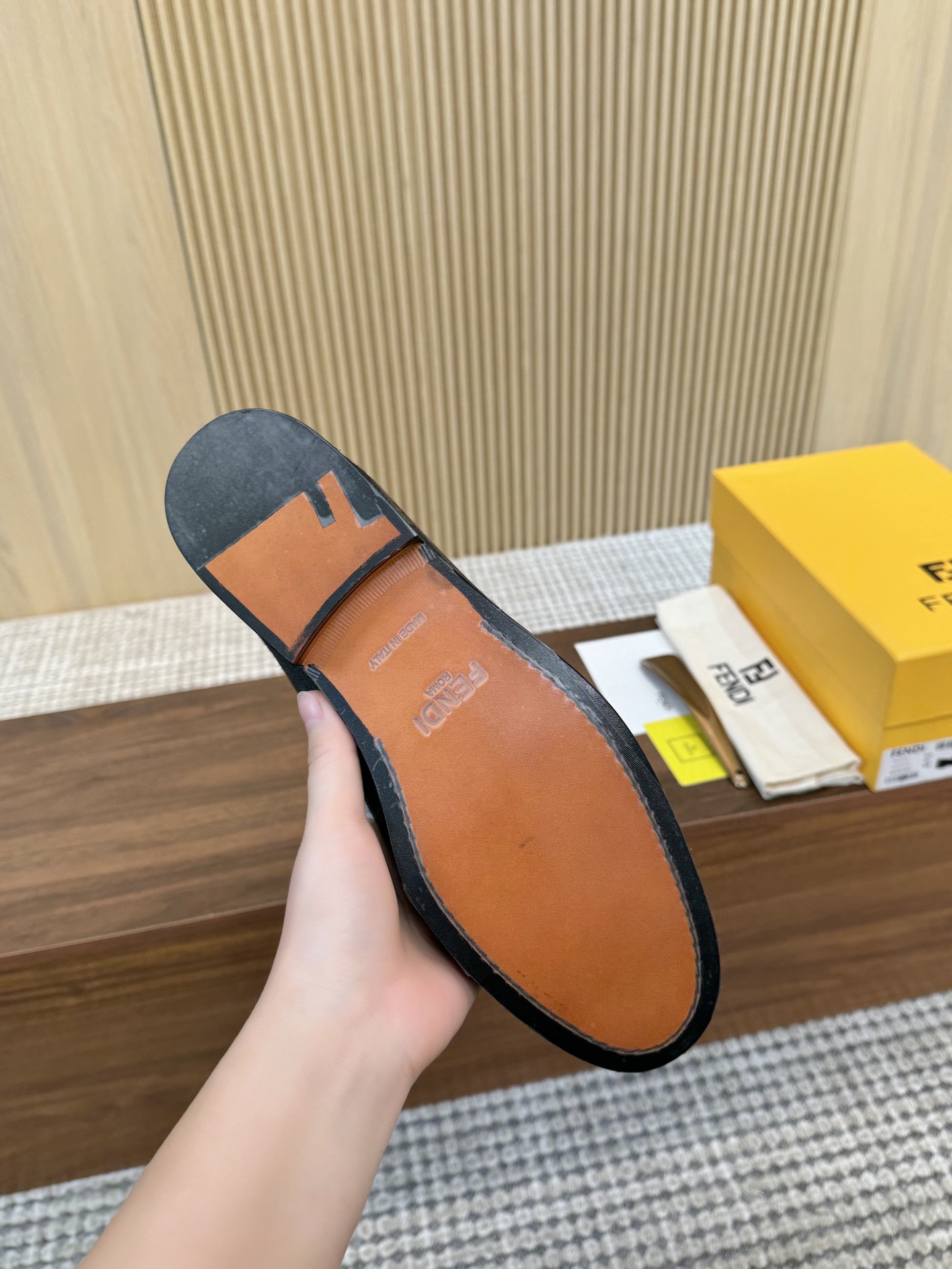 Fendi Style Leather Men's Shoes style reference detail image 9 from source 781835