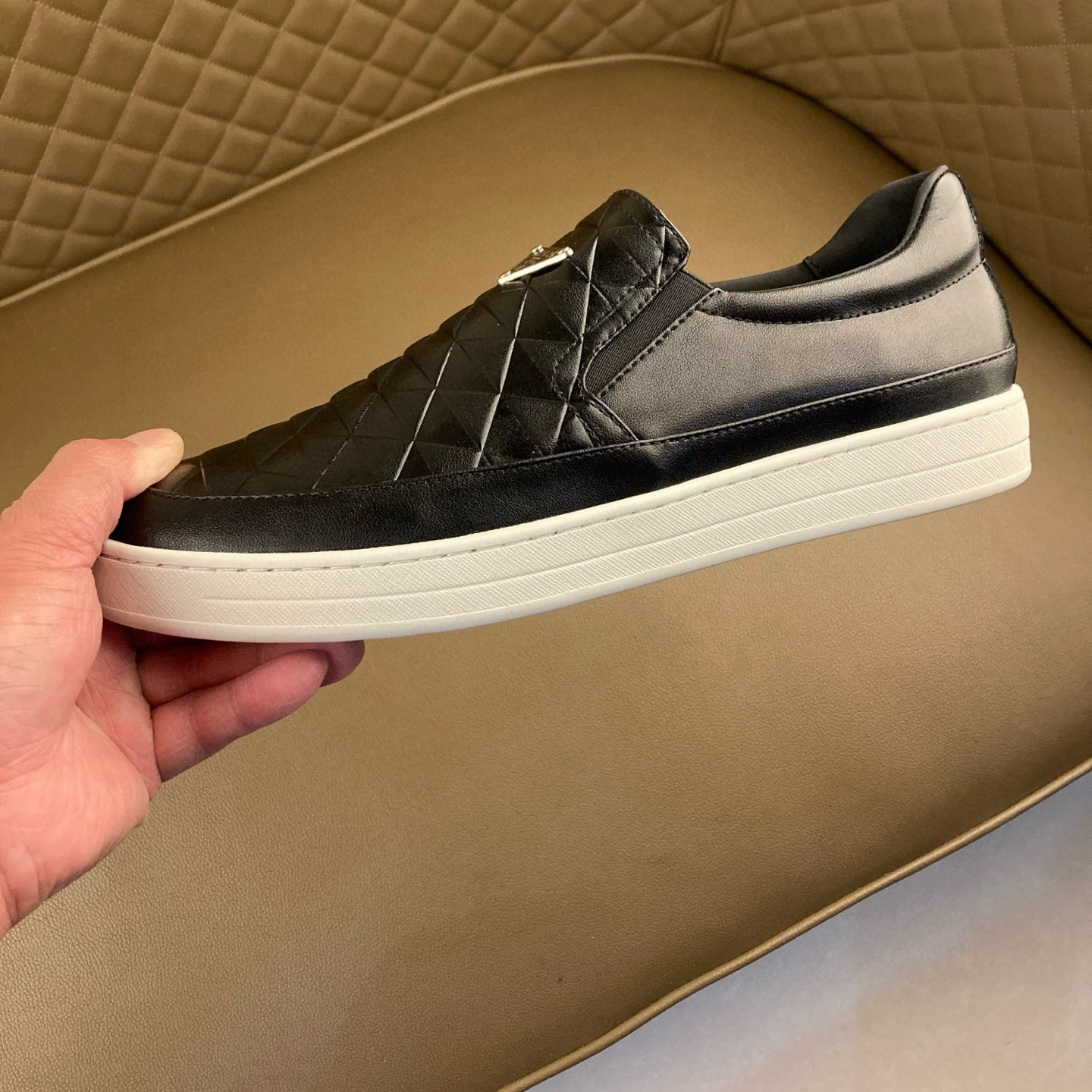 Prada Style White Leather Men's Shoes style reference detail image 5 from source 781917