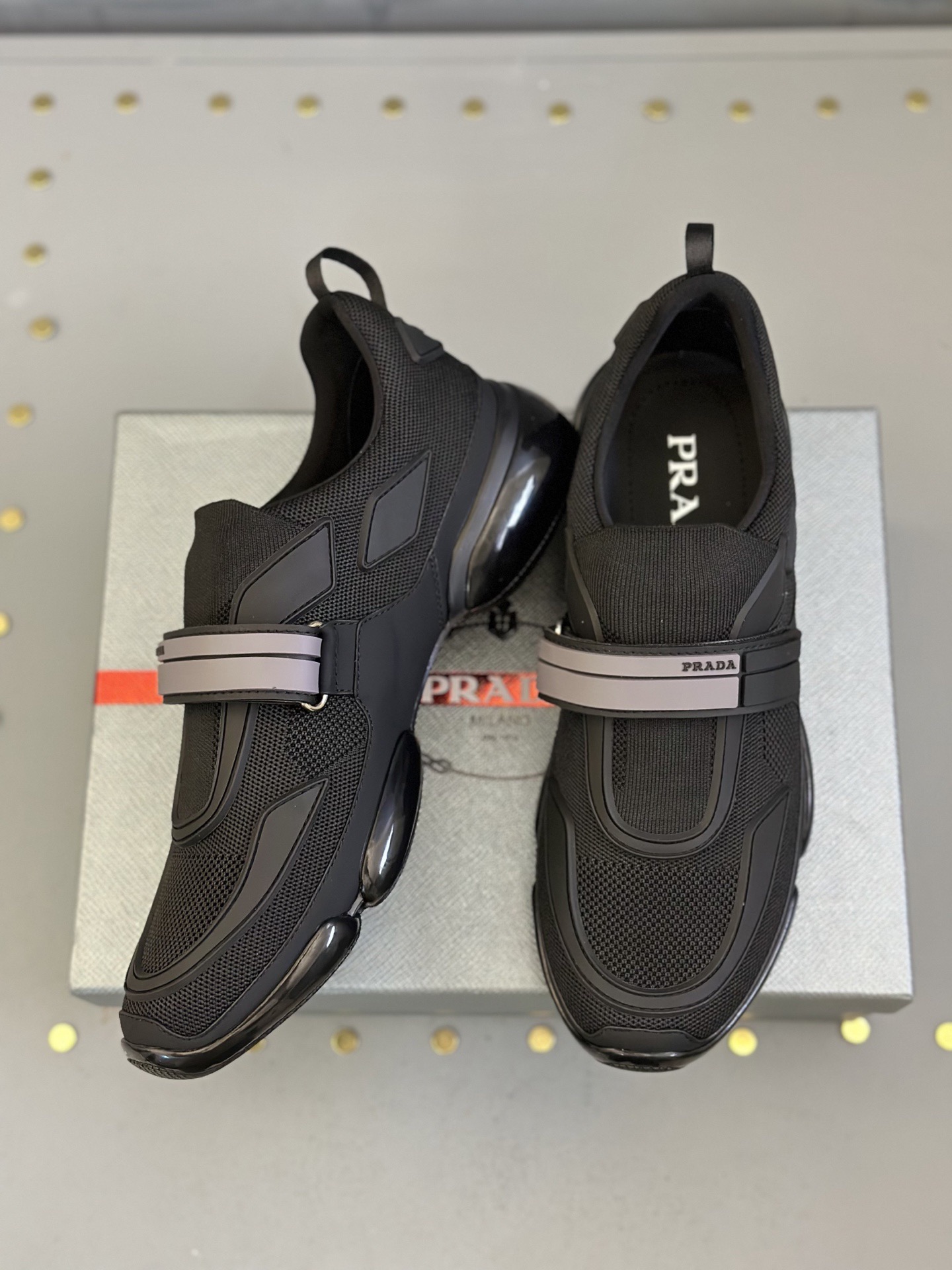 Prada Style Leather Men's Shoes style reference detail image 4 from source 781920