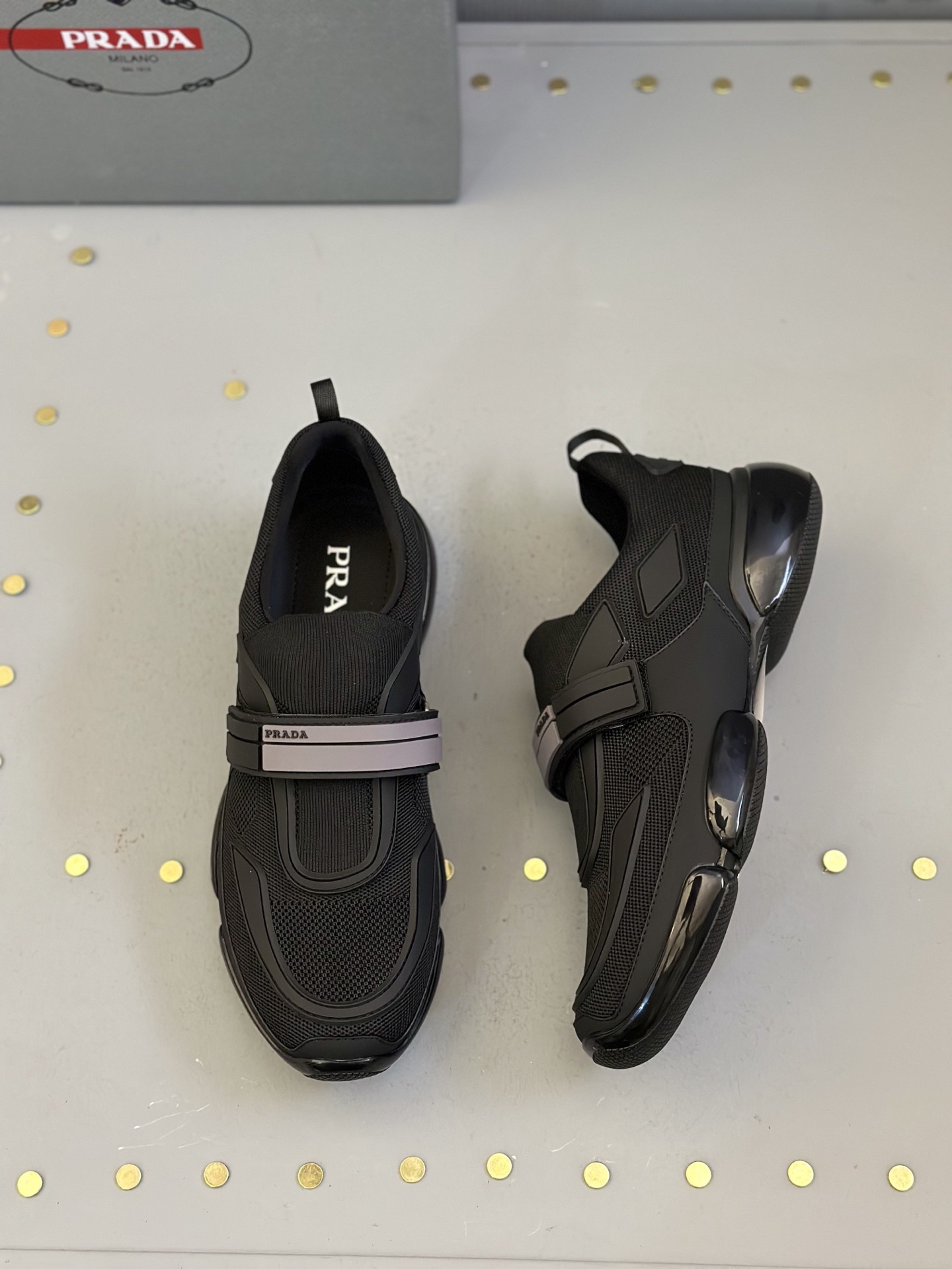 Prada Style Leather Men's Shoes style reference detail image 5 from source 781920