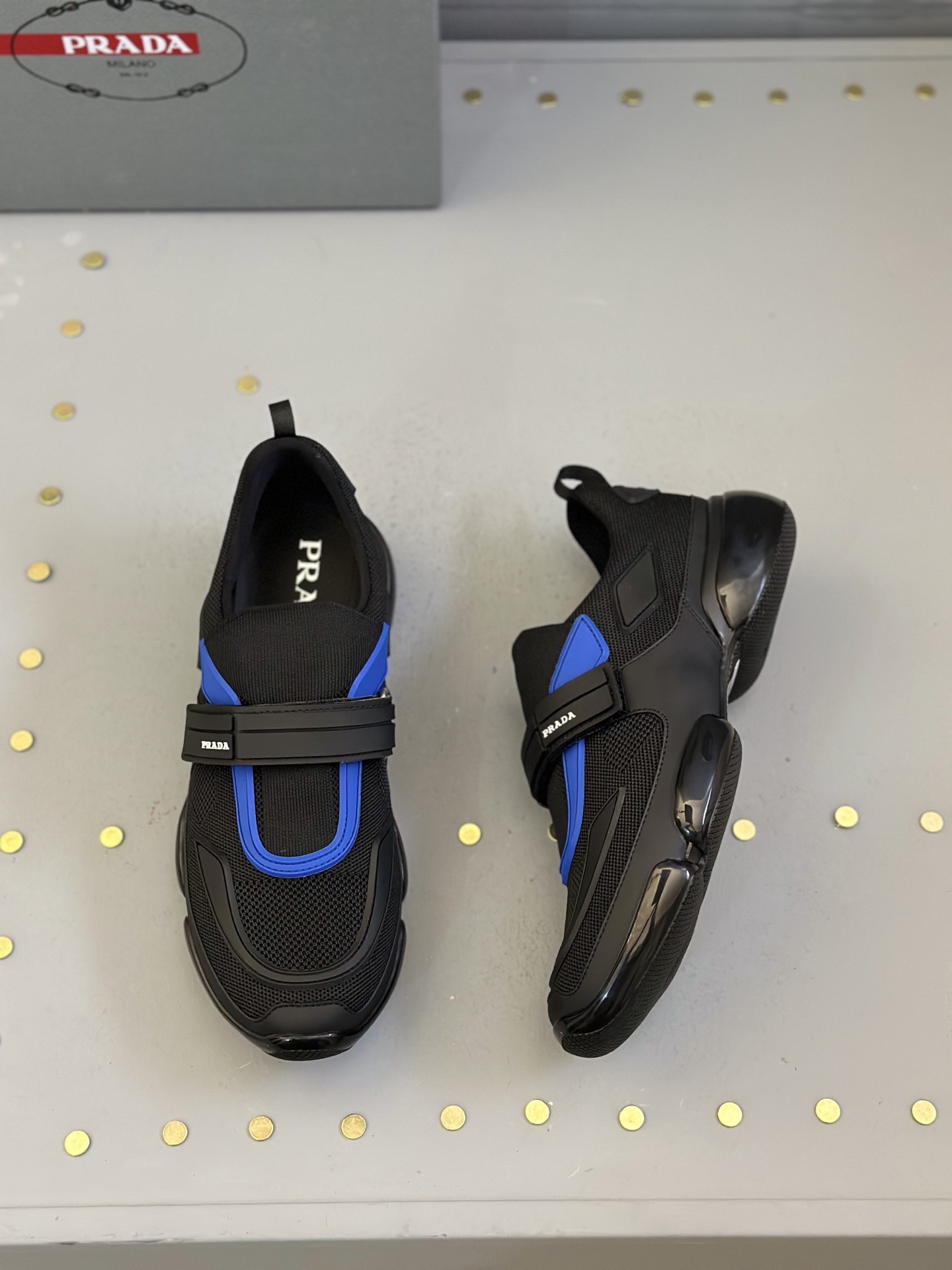 Prada Style Leather Men's Shoes style reference detail image 5 from source 781918