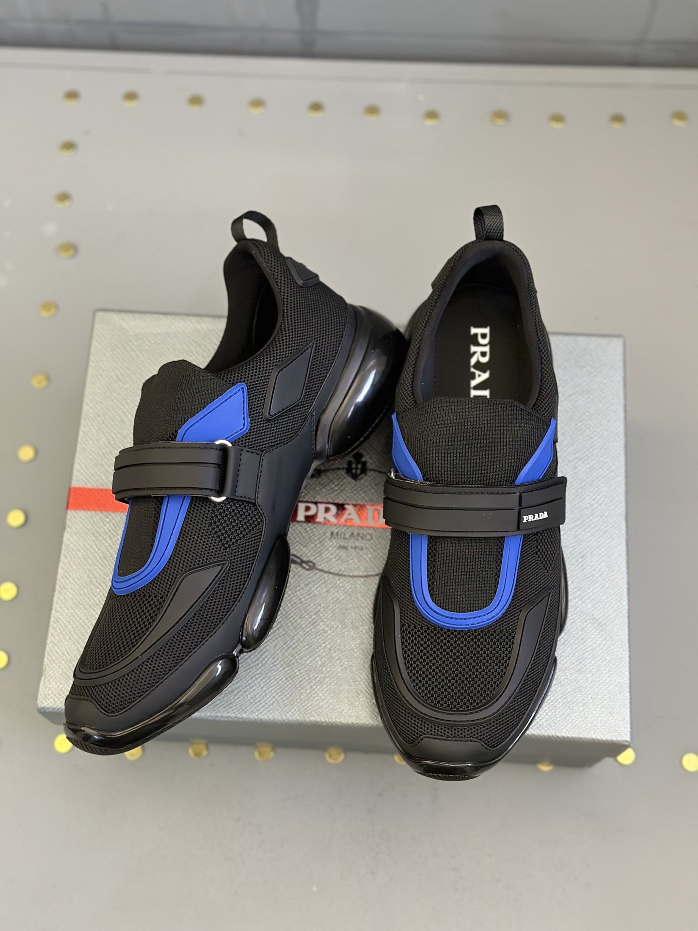 Prada Style Leather Men's Shoes style reference detail image 4 from source 781918