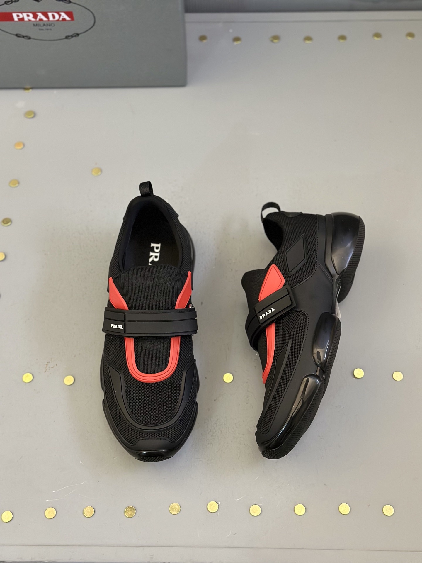 Prada Style Leather Men's Shoes style reference detail image 4 from source 781919