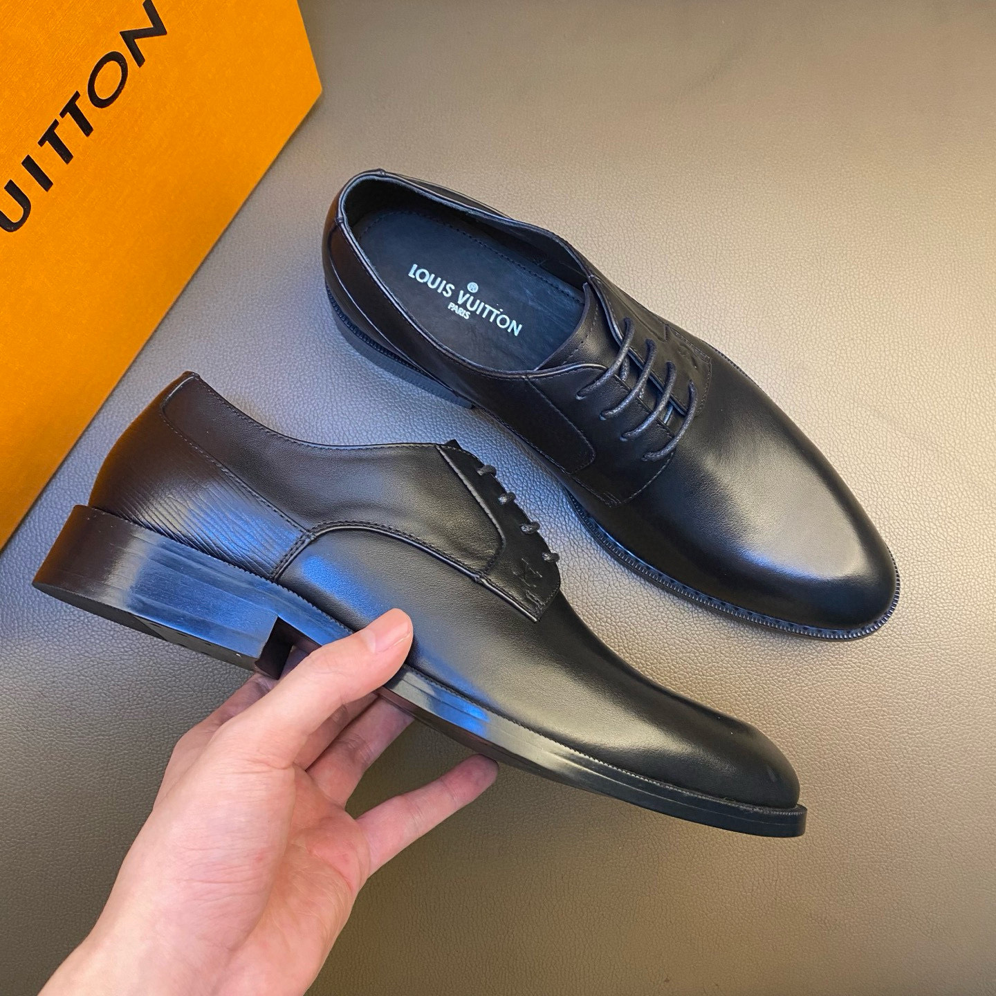 LV Style Leather Men's Shoes style reference detail image 3 from source 780812