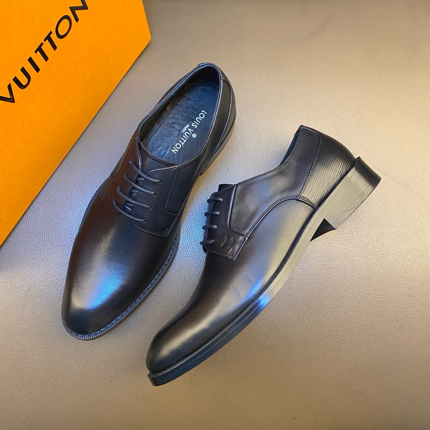 LV Style Leather Men's Shoes style reference detail image 4 from source 780812