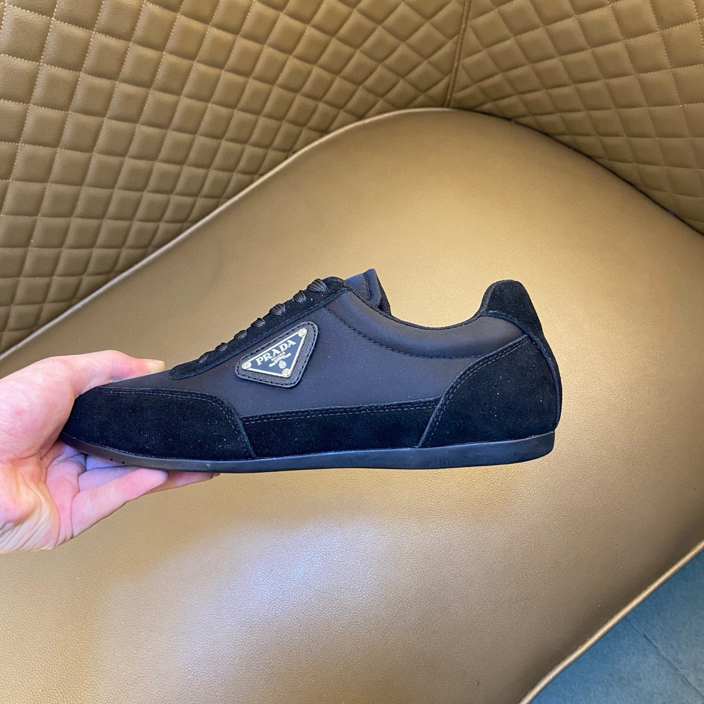 Prada Style Leather Men's Shoes style reference detail image 8 from source 781952