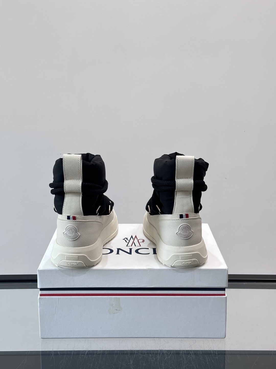 Moncler Style Leather Men's Shoes Men's Shoes Men's Shoes detail image 7 from source 783159